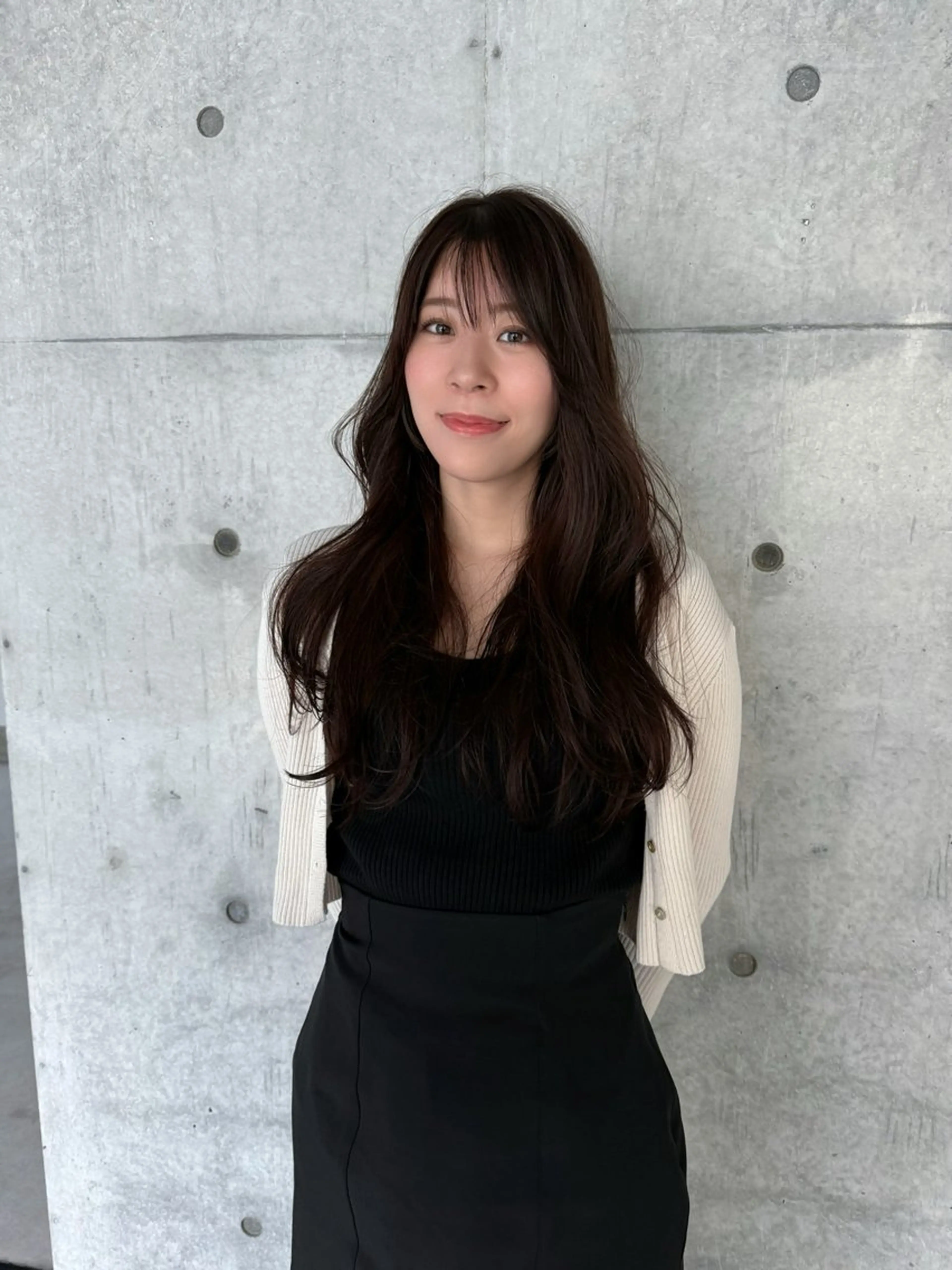 ロング カラー ロングレイヤー アッシュ ベージュカラー ブリーチ 透明感カラー カット ヘアカラー トリートメント 誰より丁寧なカット/ 小林輝/レイヤーのヘアスタイル