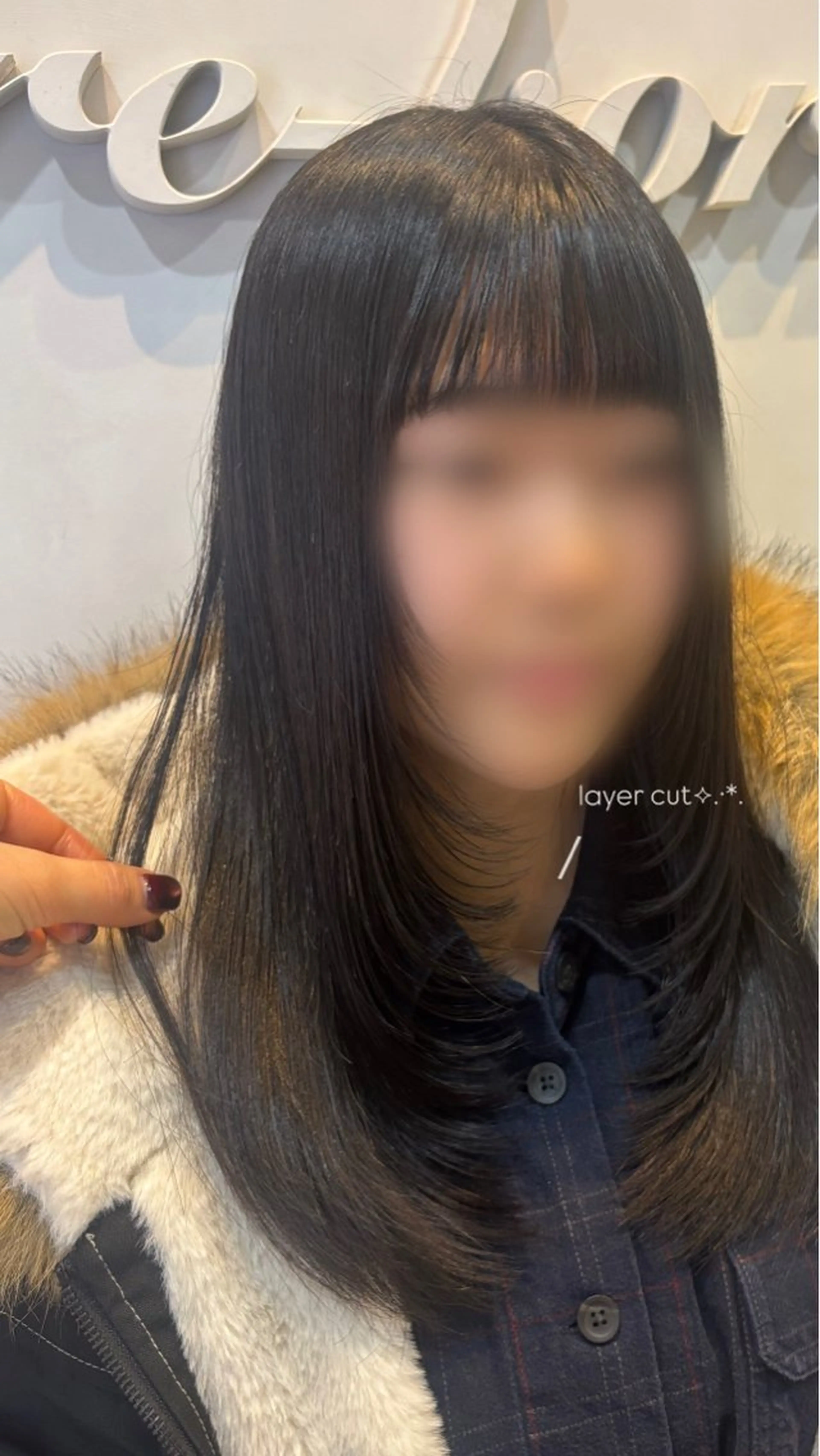 セミロング reborn店長 🤍リルのヘアスタイル