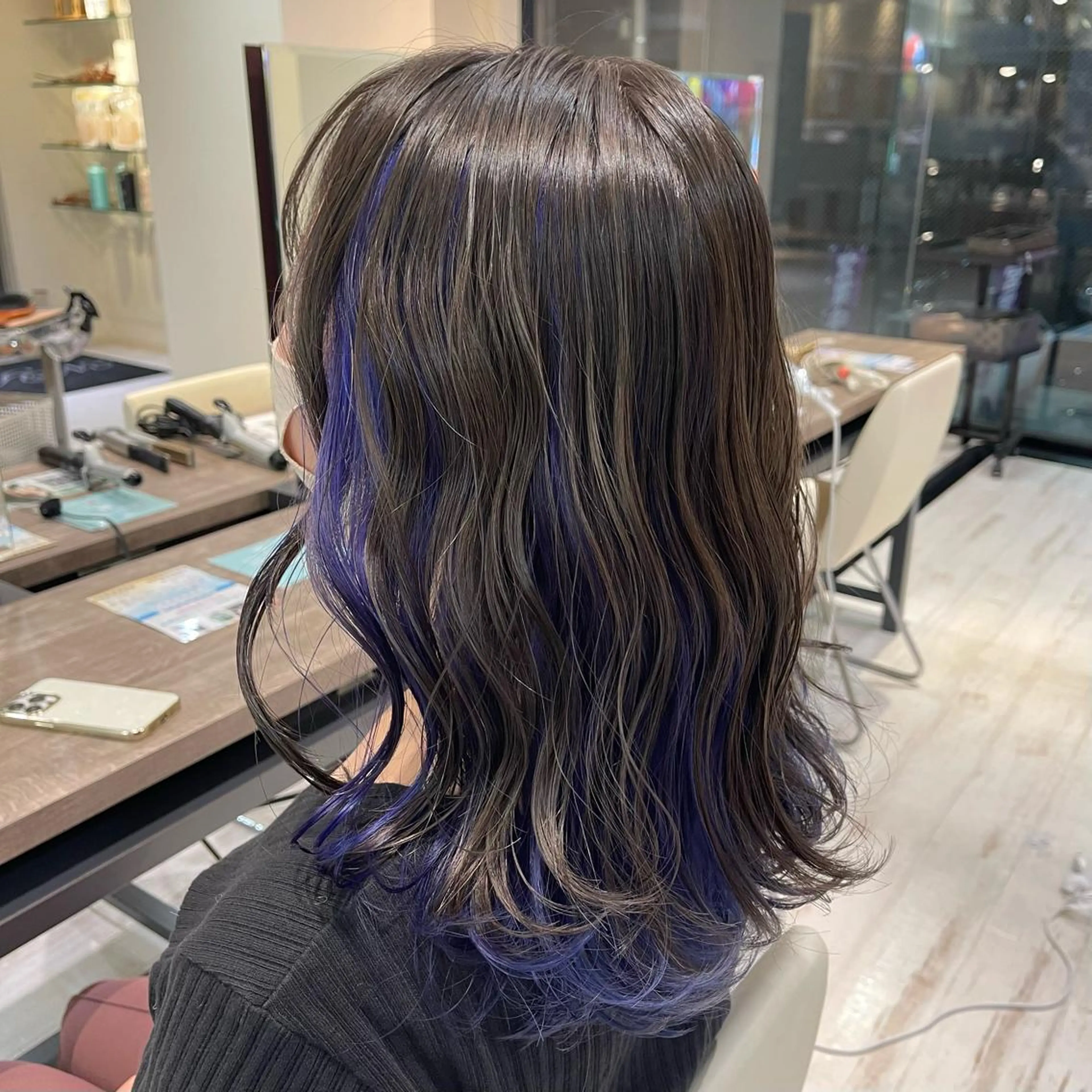 ミディアム カラー デザインカラー、艶髪 大塚　耕平のヘアスタイル