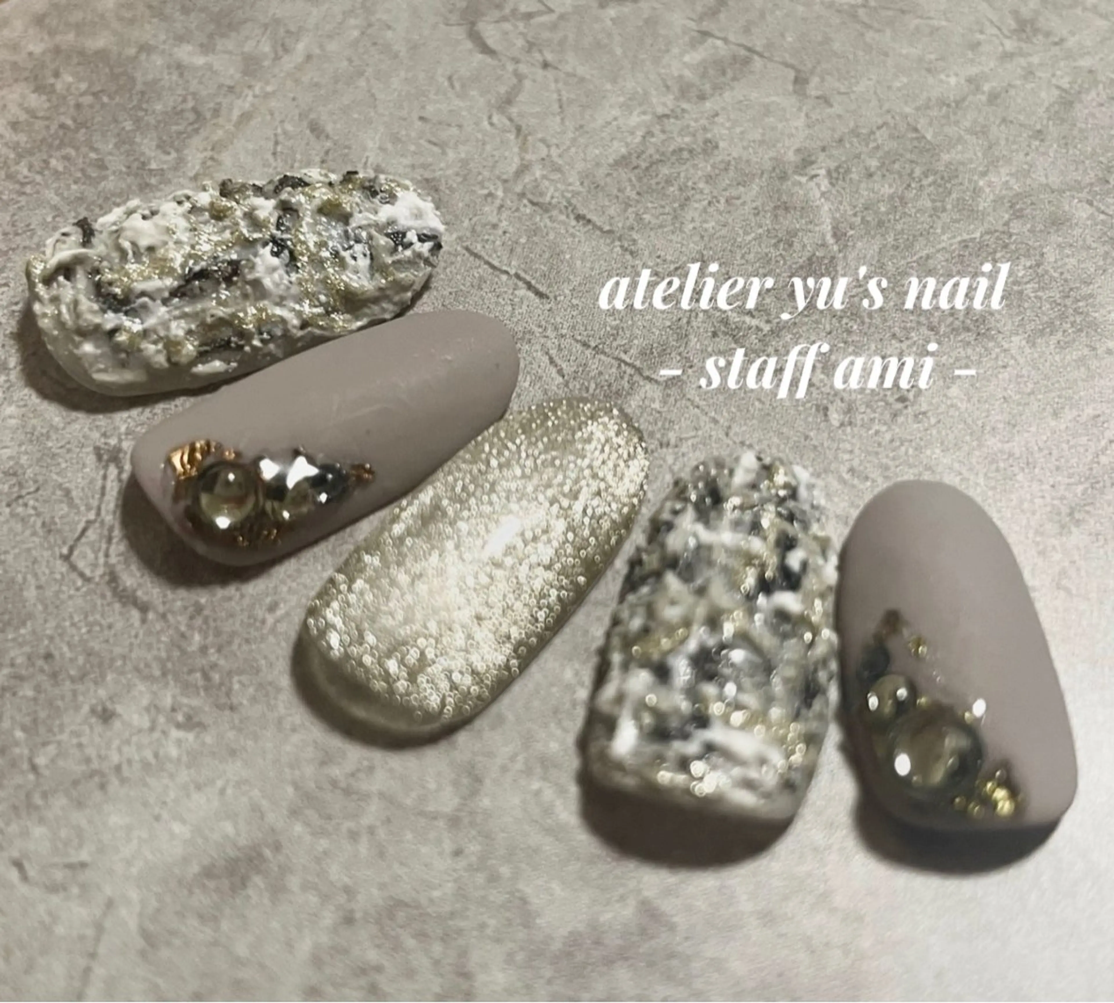 ネイル ツイードネイル atelier yu's nailのネイルデザイン