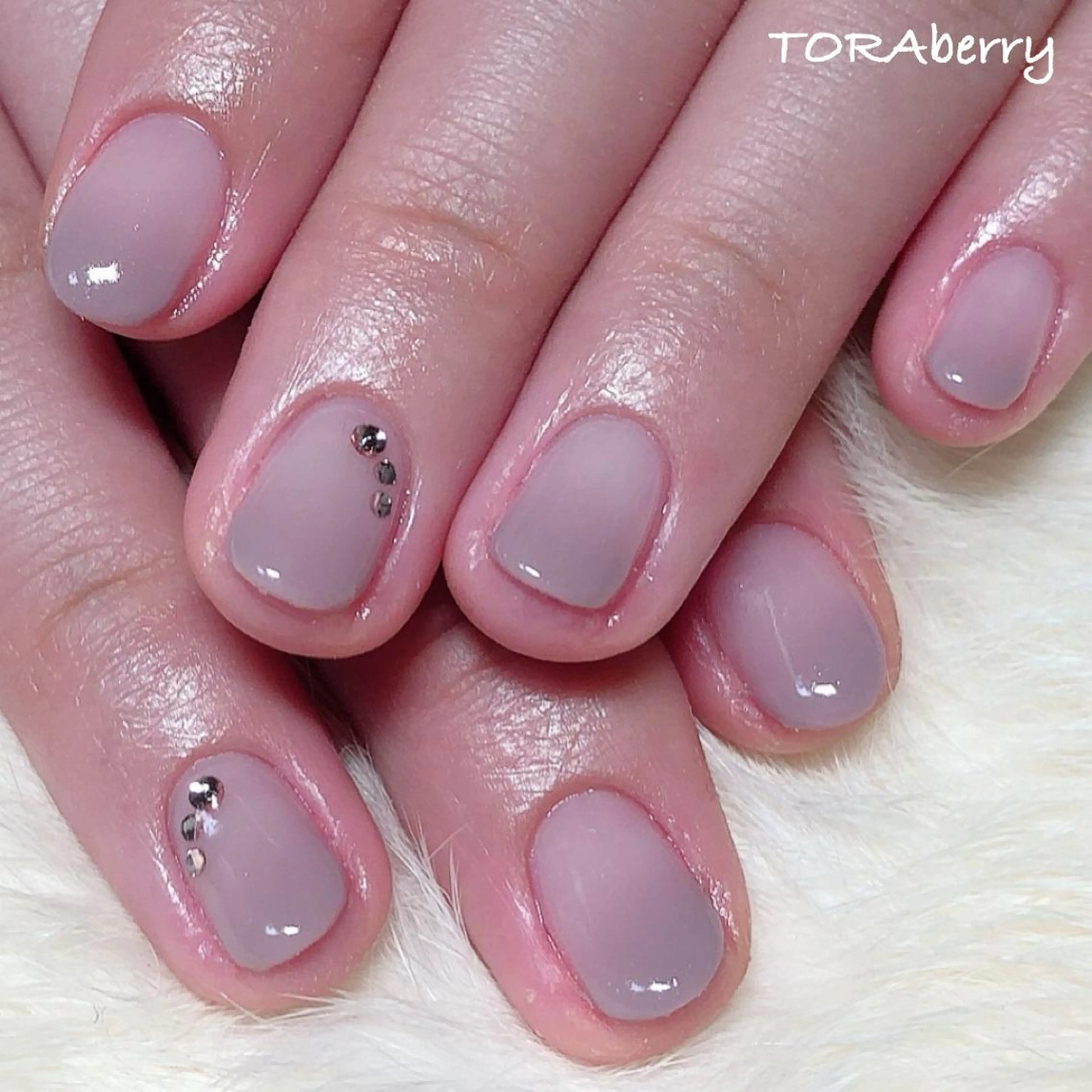 ネイル ハンドネイル ネイリスト なつみのネイルデザイン