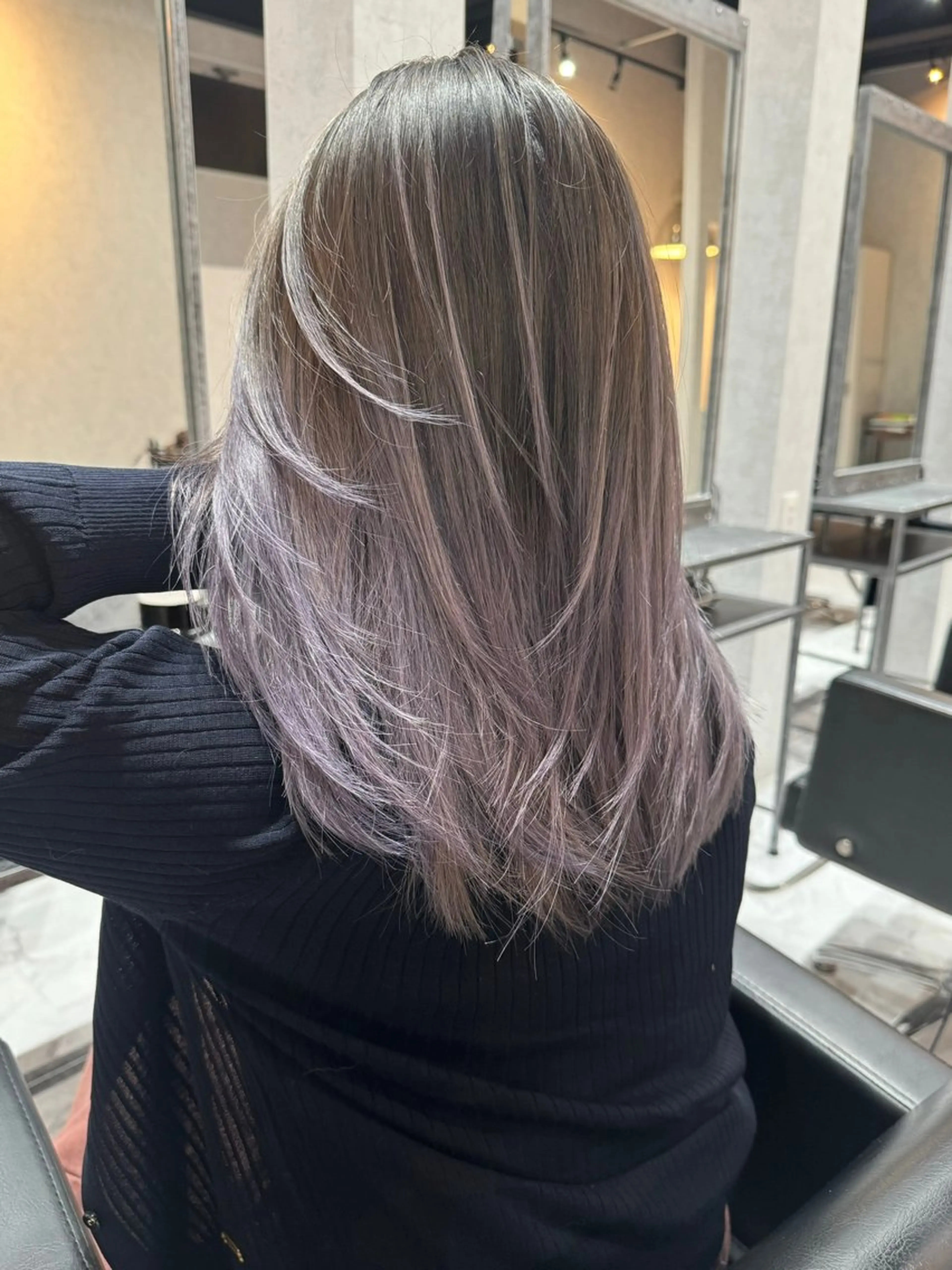 セミロング カラー ヘアアレンジ ショートボブ バレイヤージュ ブリーチ デザインカラー ダブルカラー カット ヘアカラー トリートメント アンドウ ユウ/ レイヤーカット/韓国のヘアスタイル