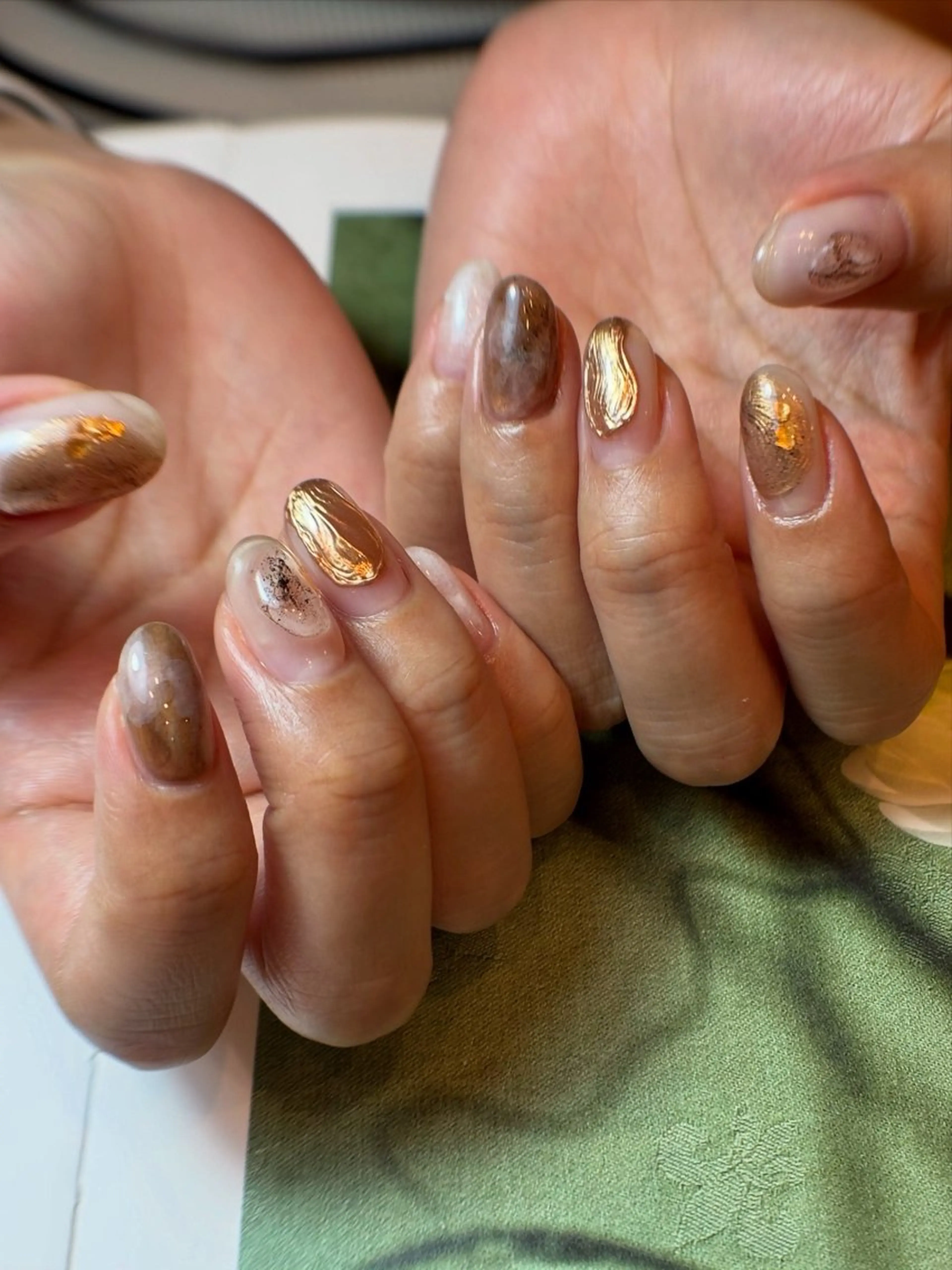 ネイル フットネイル ジェルネイル マグネットネイル ニュアンスネイル ワンカラーネイル illum hicariのネイルデザイン