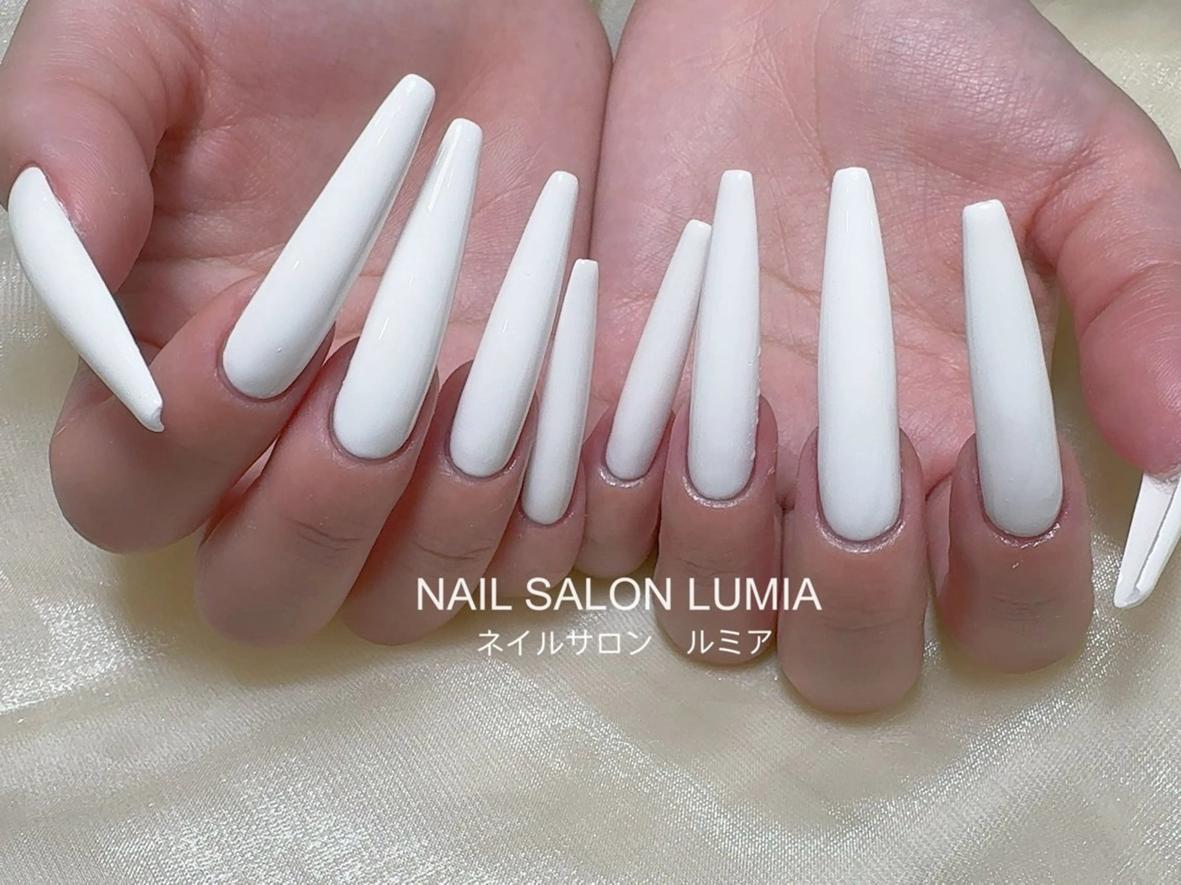 ネイル ハンドネイル ネイルサロン ルミア Lumia 店長のネイルデザイン