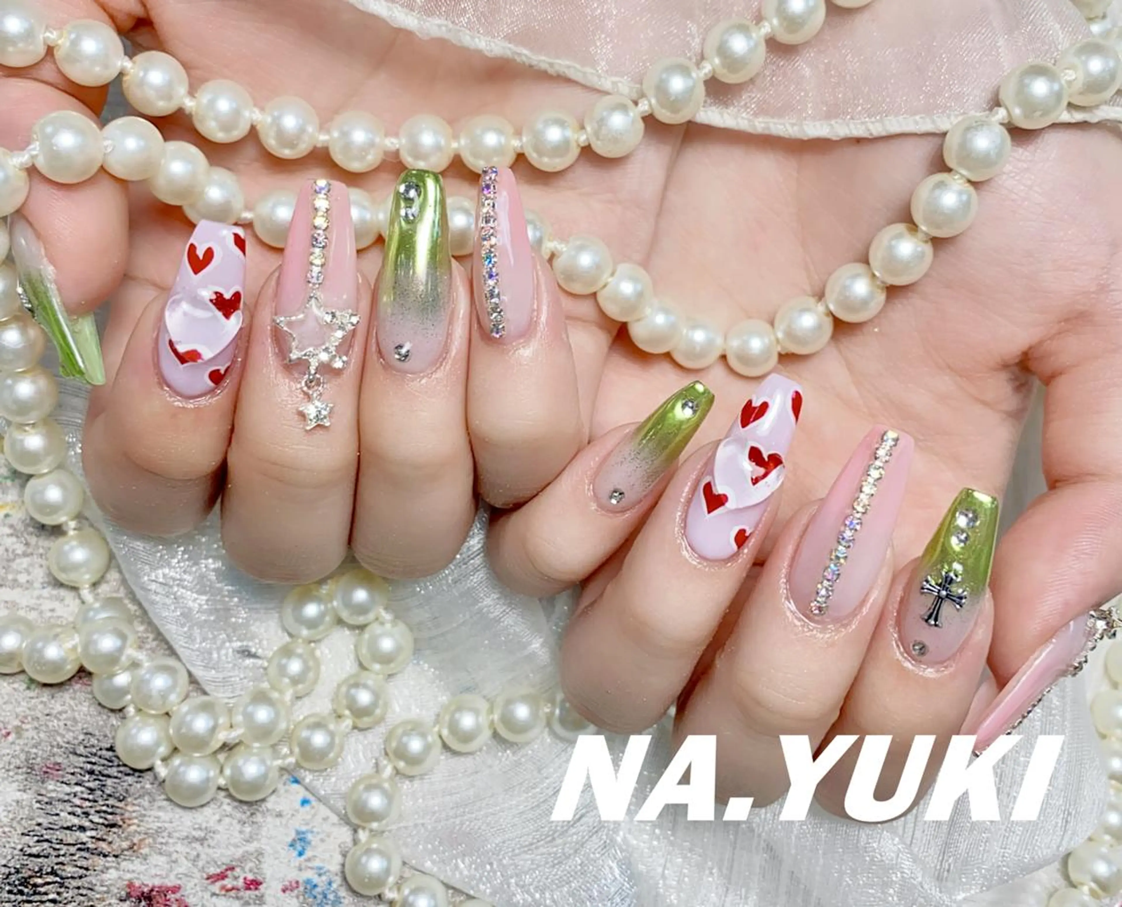 ネイル ✨ Riooo_のネイルデザイン