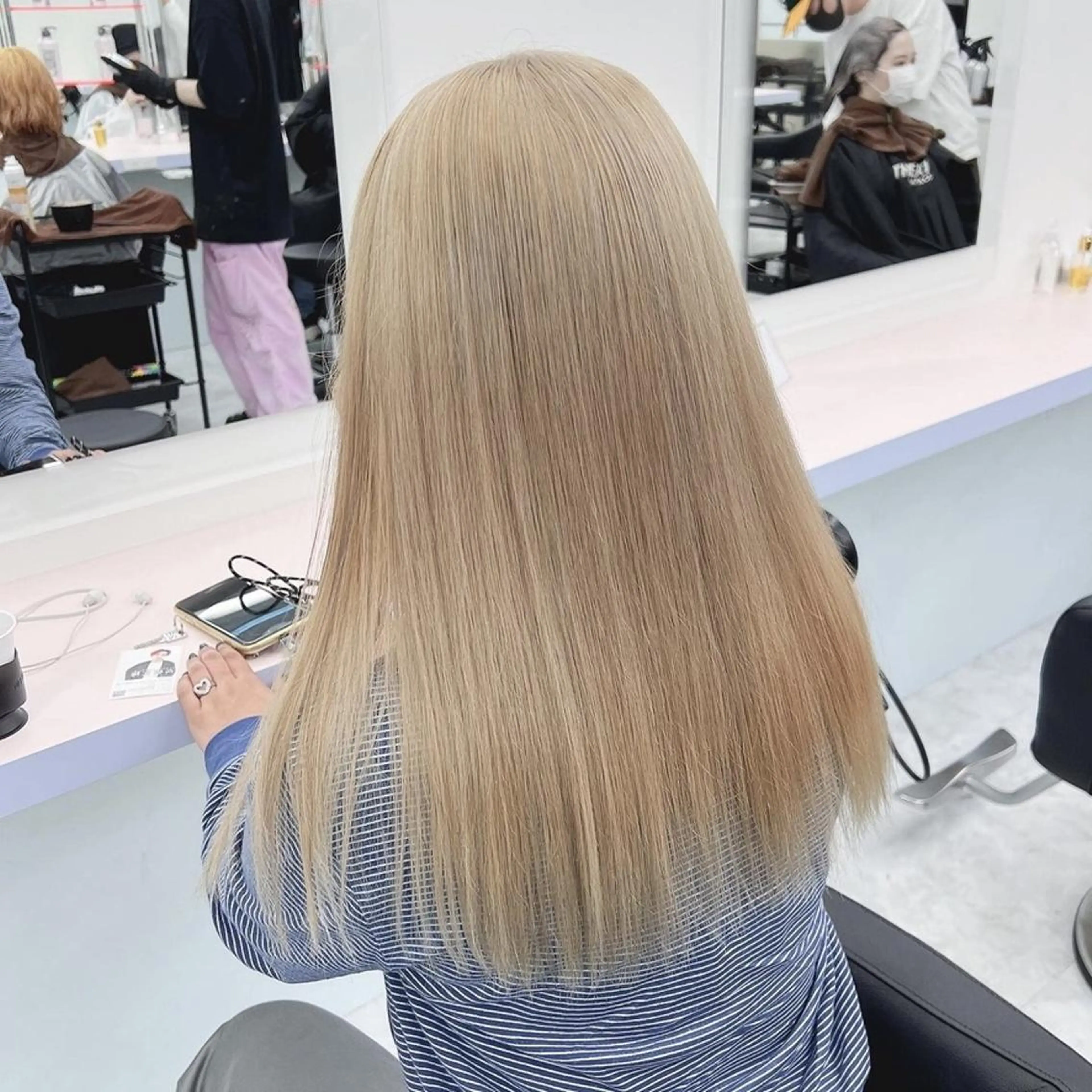 カラー 韓国アイドル🤍ブリ ーチカラー🤍わかなのヘアスタイル