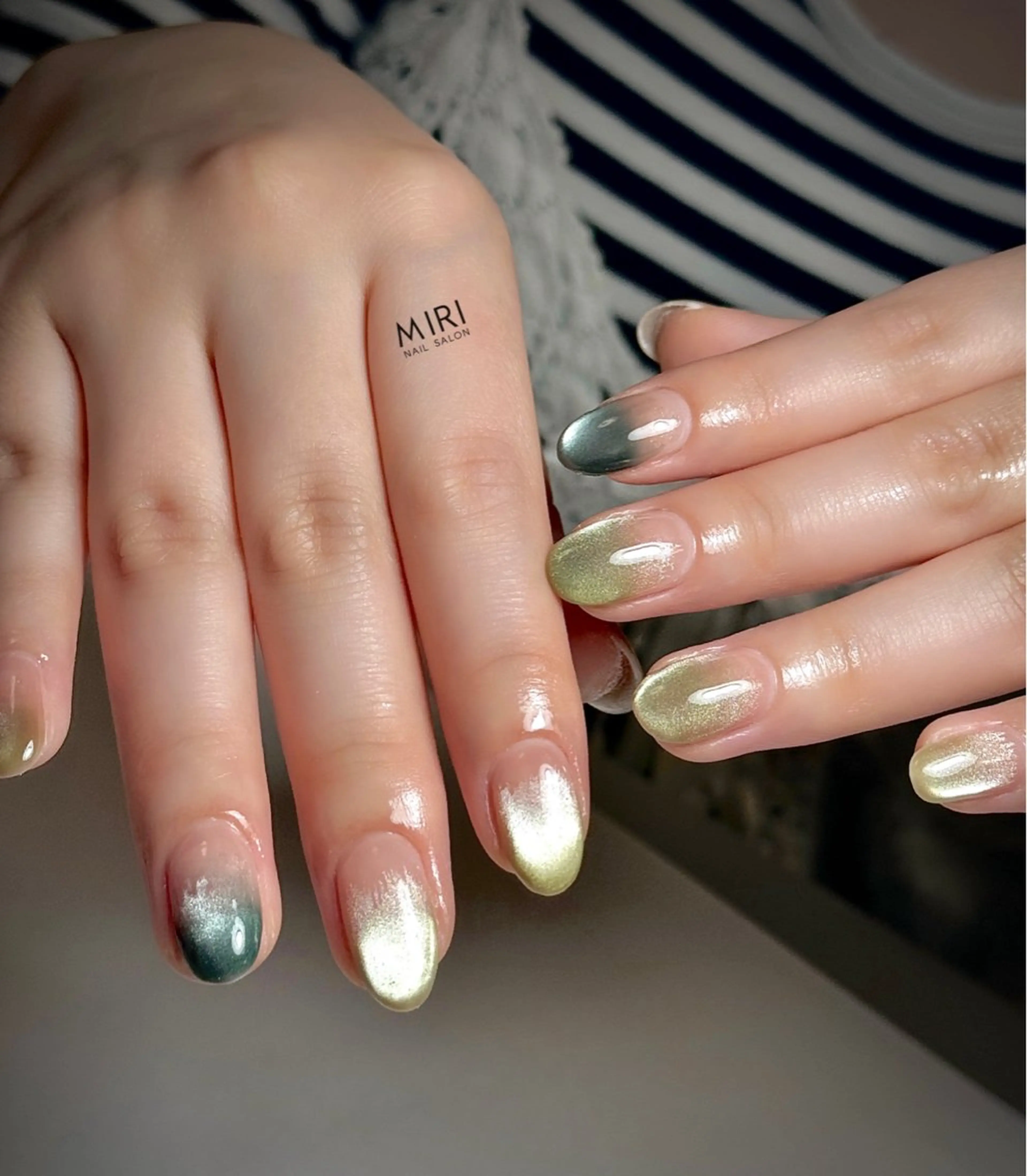 ネイル マグネットネイル ハンドネイル Miri nail salonのネイルデザイン