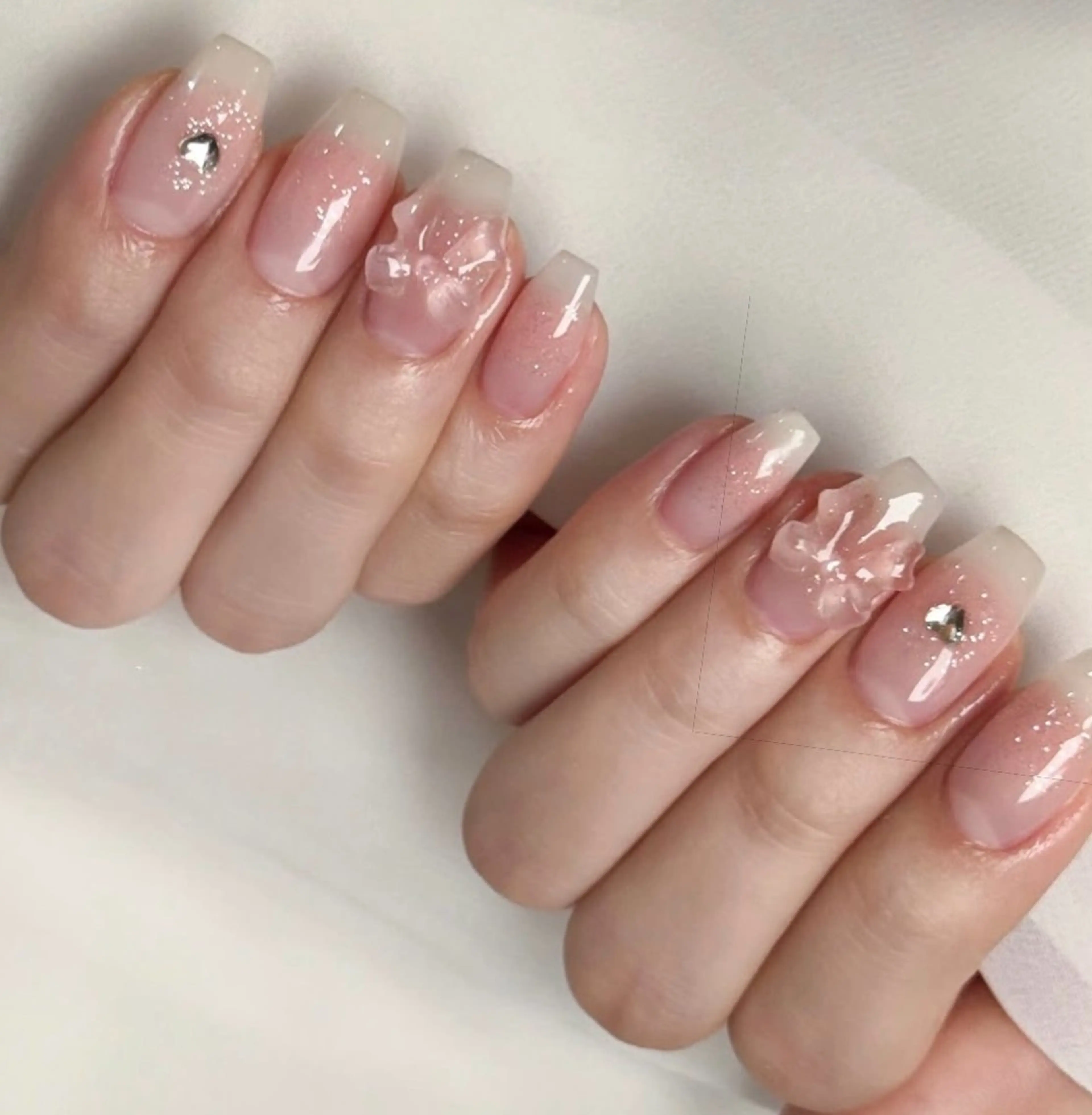 ネイル ハンドネイル ハンドケア NailSalon✨ Écrinエクランのネイルデザイン