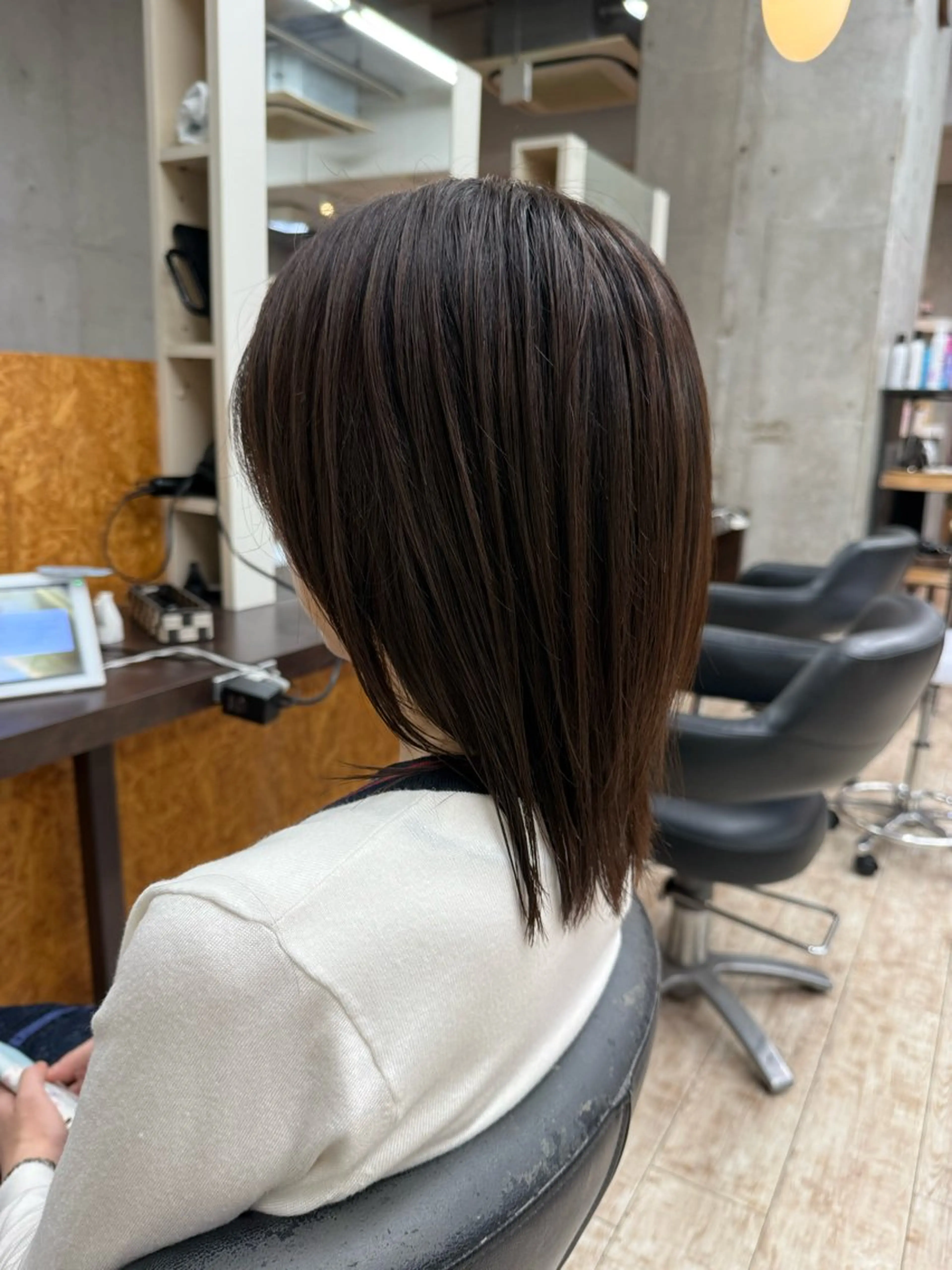 ミディアム 濱島 楓佳のヘアスタイル