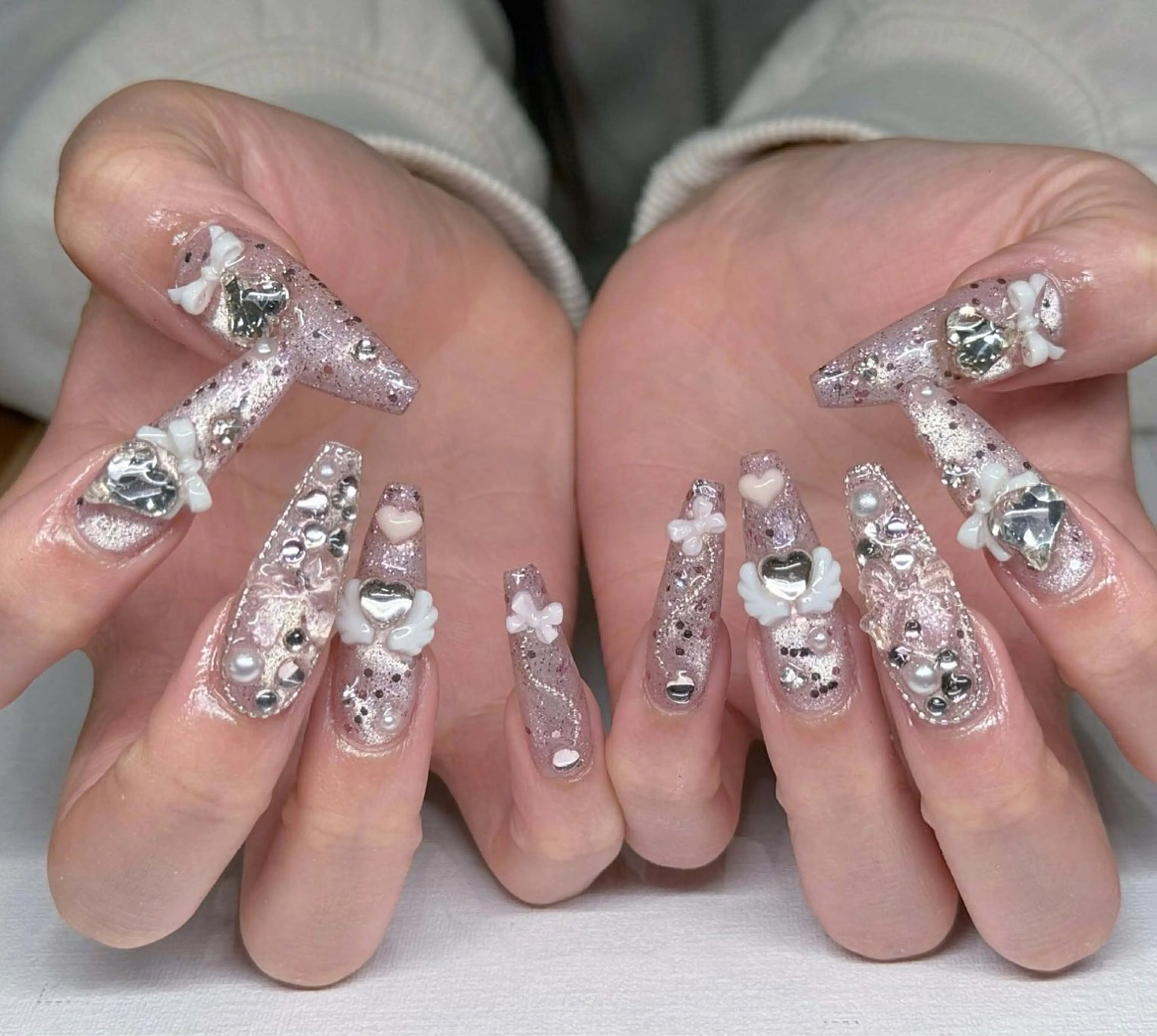 ネイル オーロラネイル ブルー チークネイル フットネイル フレンチネイル ハンドネイル REI NAのネイルデザイン