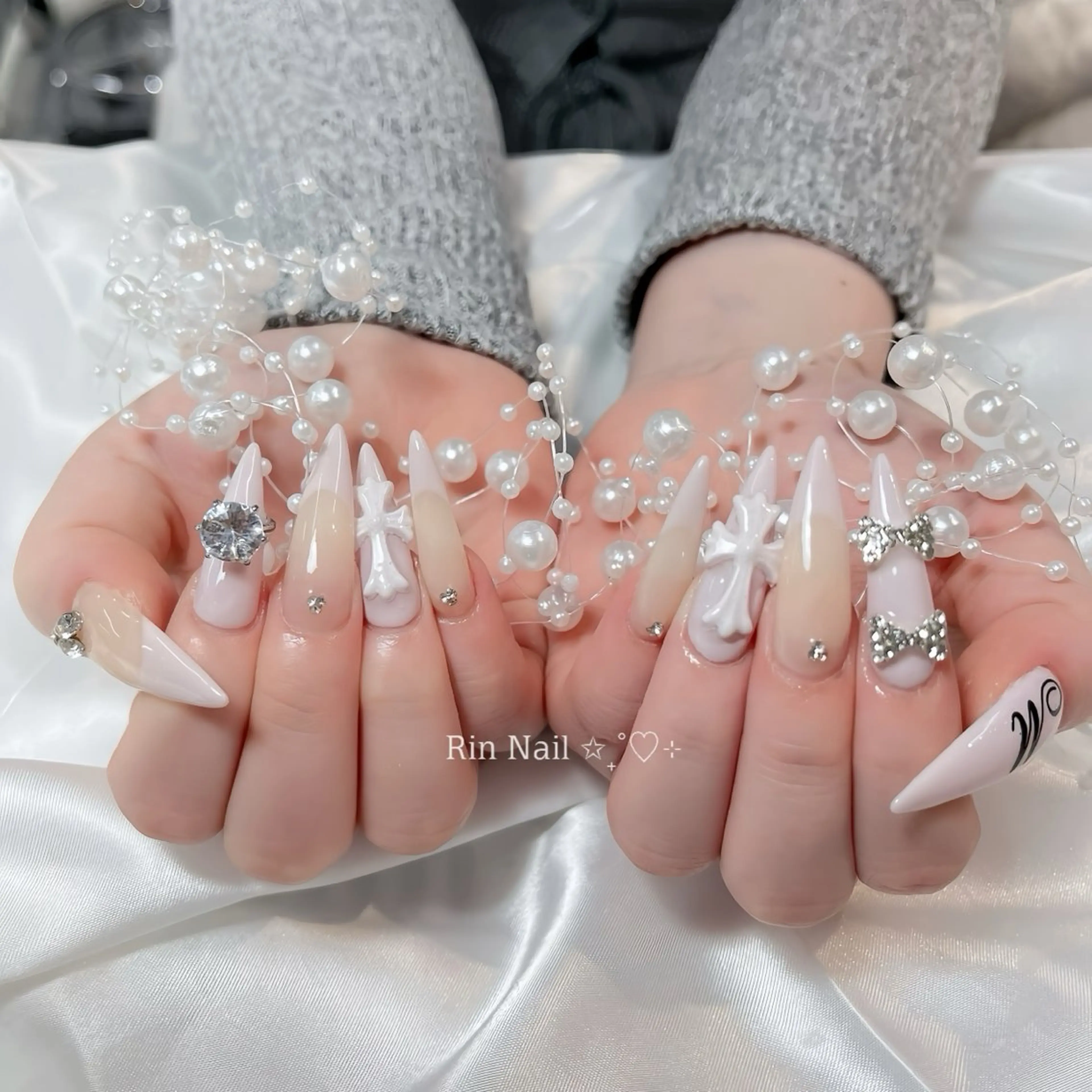 ネイル アートネイル オーロラネイル カジュアル クリアネイル 長さ出し ハンドネイル Rin Nail 新大久保店のネイルデザイン