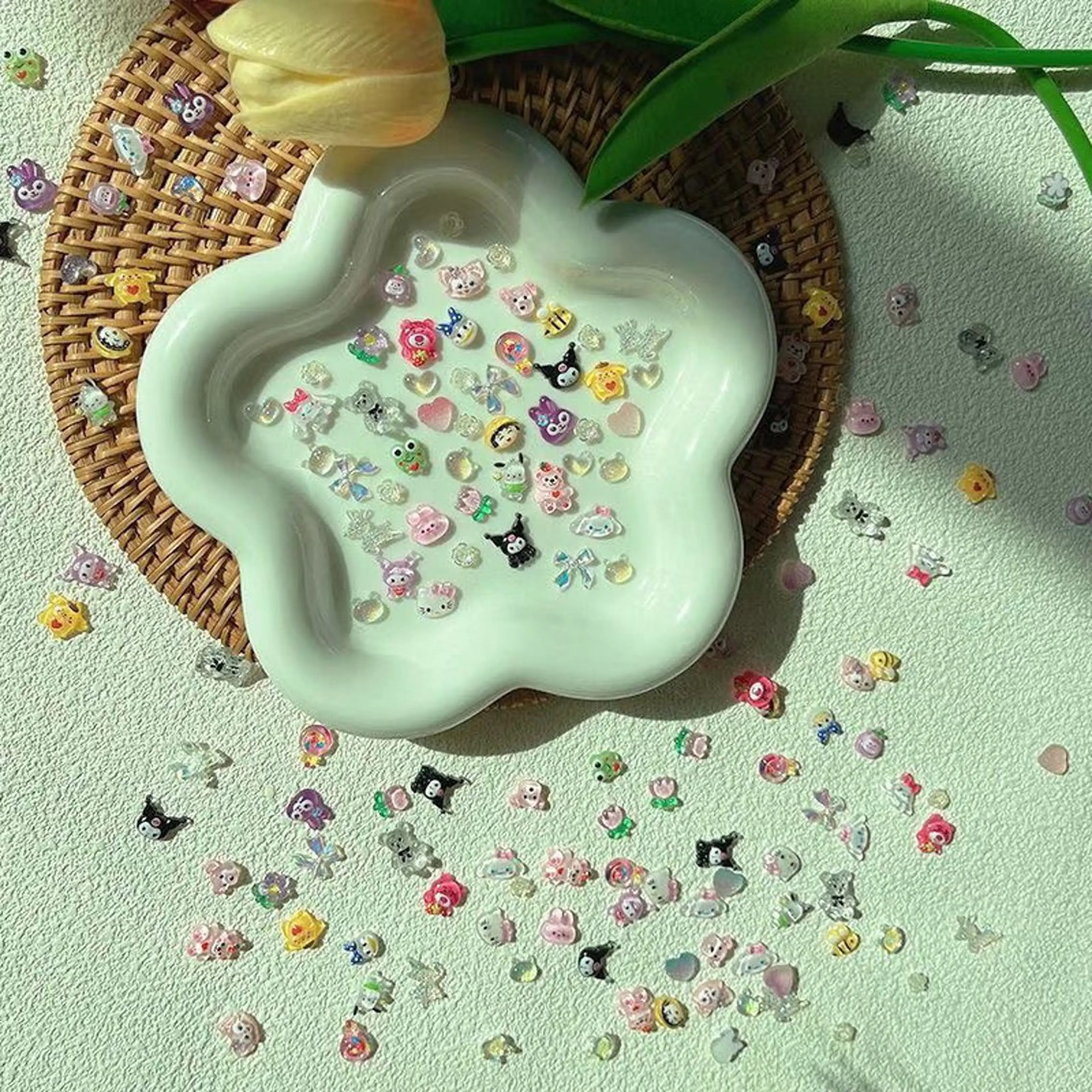 ネイル フレンチネイル ジェルネイル ガーリー グラデーション キラキラネイル Liora nail スカルプ専門店のネイルデザイン