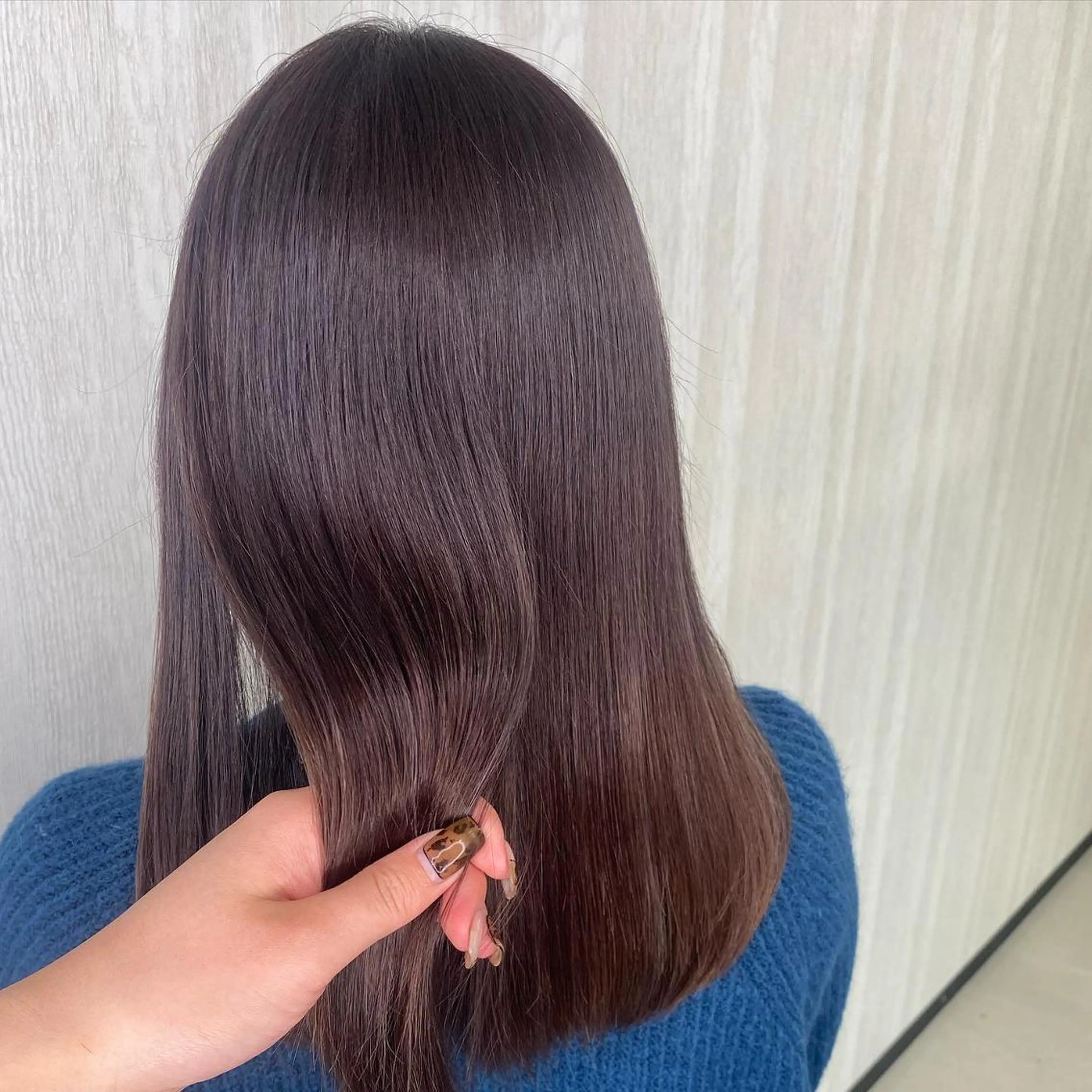 ロング カラー アクアカラー ハイライトカラー ハイライト 髪質改善 トリートメント UNDER vr 【アンダーバー】のヘアスタイル