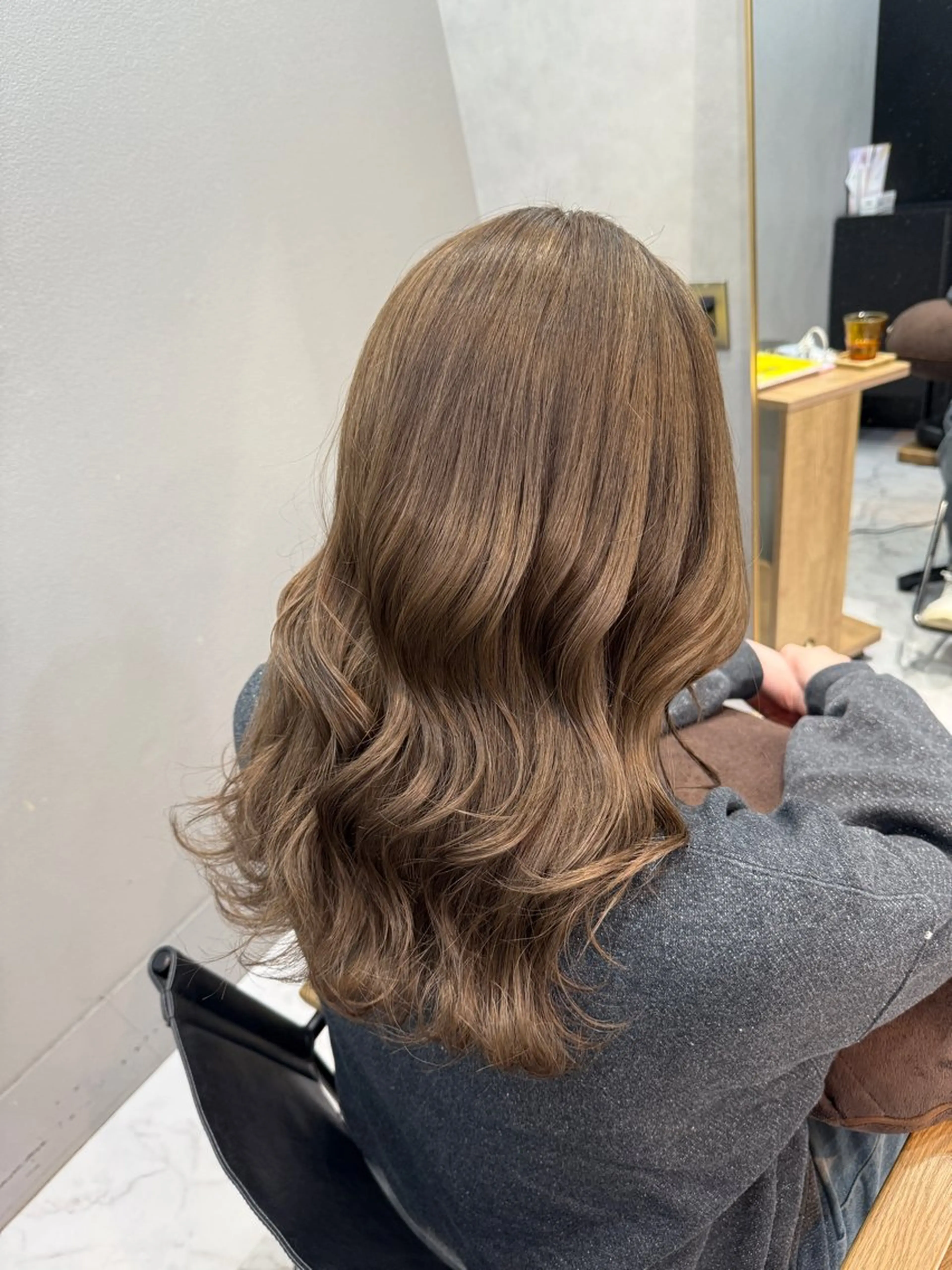 セミロング カラー ヘアカラー 透明感カラー/パーマ 🌀アオノのヘアスタイル