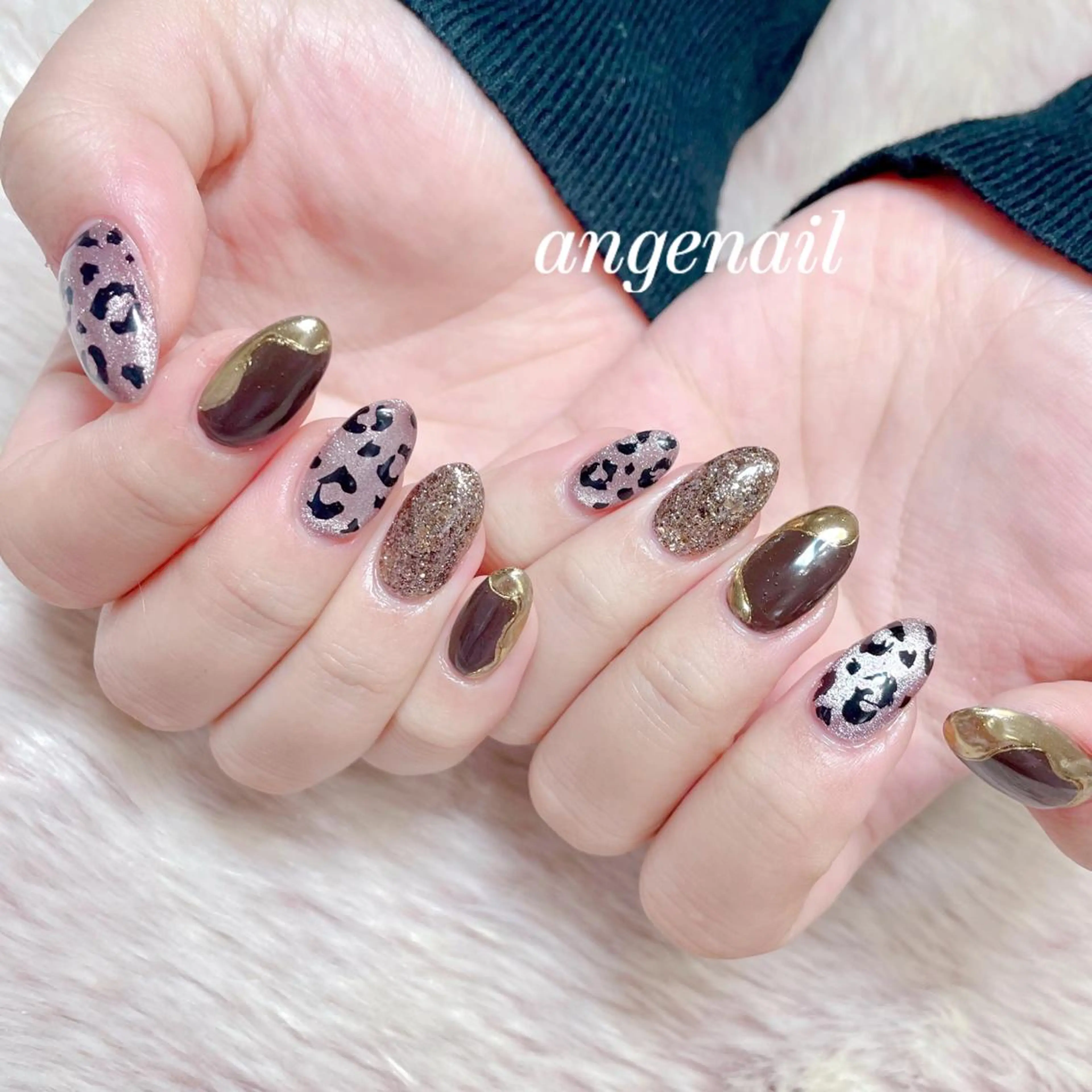 ネイル ハンドネイル オーナーネイリスト MAKIのネイルデザイン