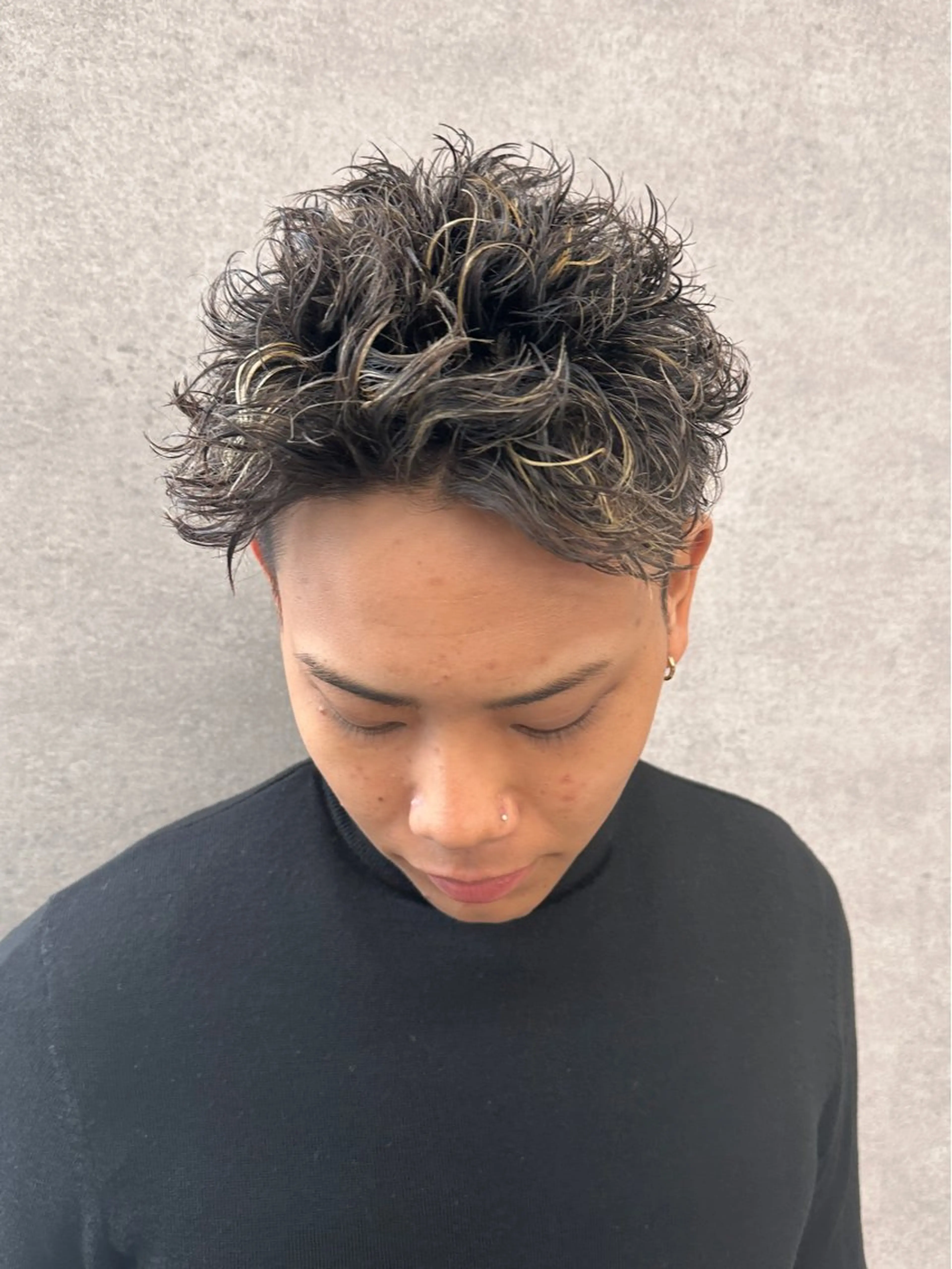 ショート パーマ メンズ カット ヘアカラー パーマ ヘッドスパ ヘアセット 【メンズサロン】 BLUCK 横浜のヘアスタイル