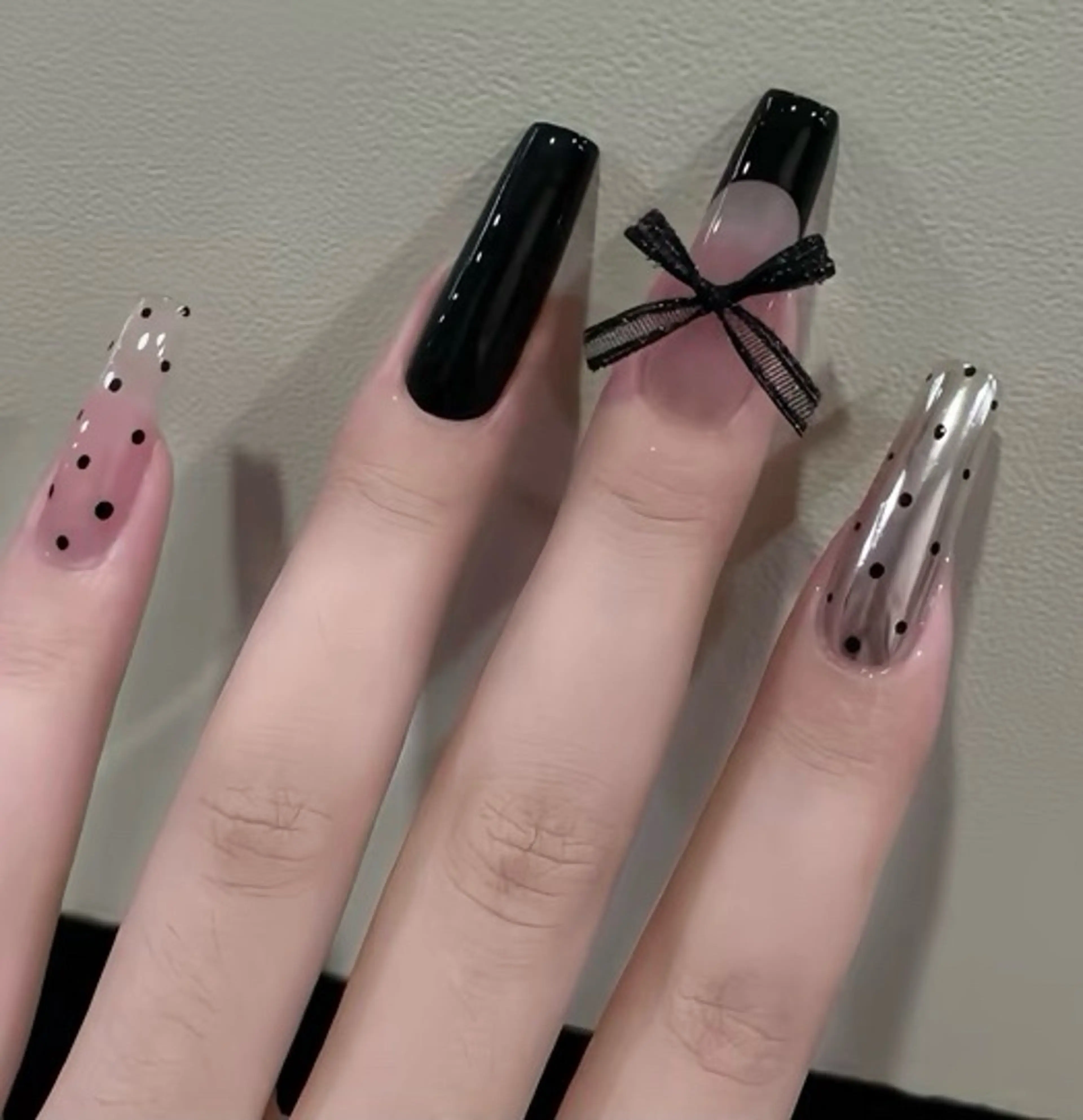 ネイル チークネイル 長さ出し フレンチネイル ガーリー 韓国ネイル sun nail池袋 モデル募集のネイルデザイン
