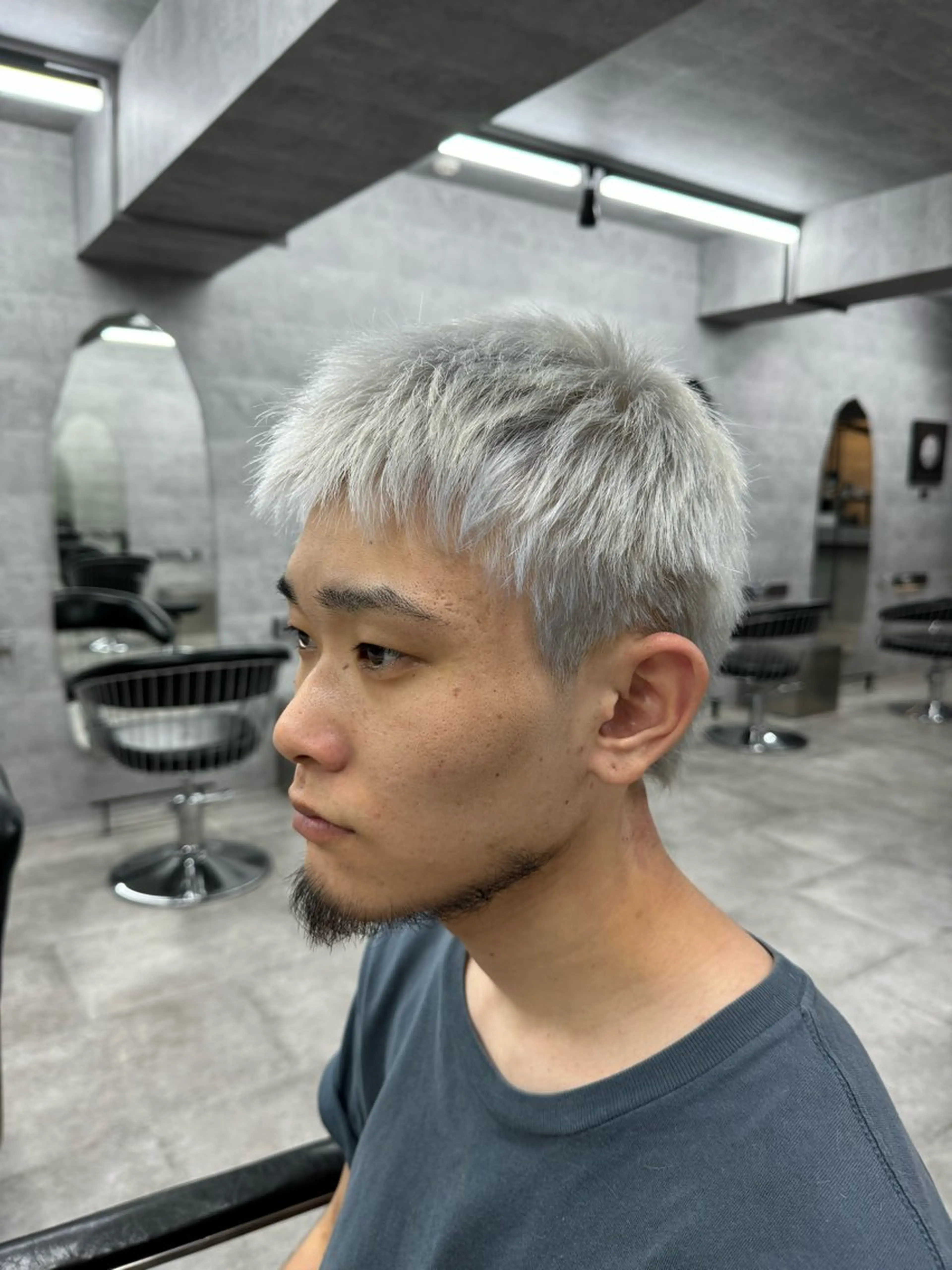 ショート カラー メンズ メンズブリーチ 黒髪 ブリーチ ブロンド You/透明感カラー レイヤーカット/ボブのヘアスタイル