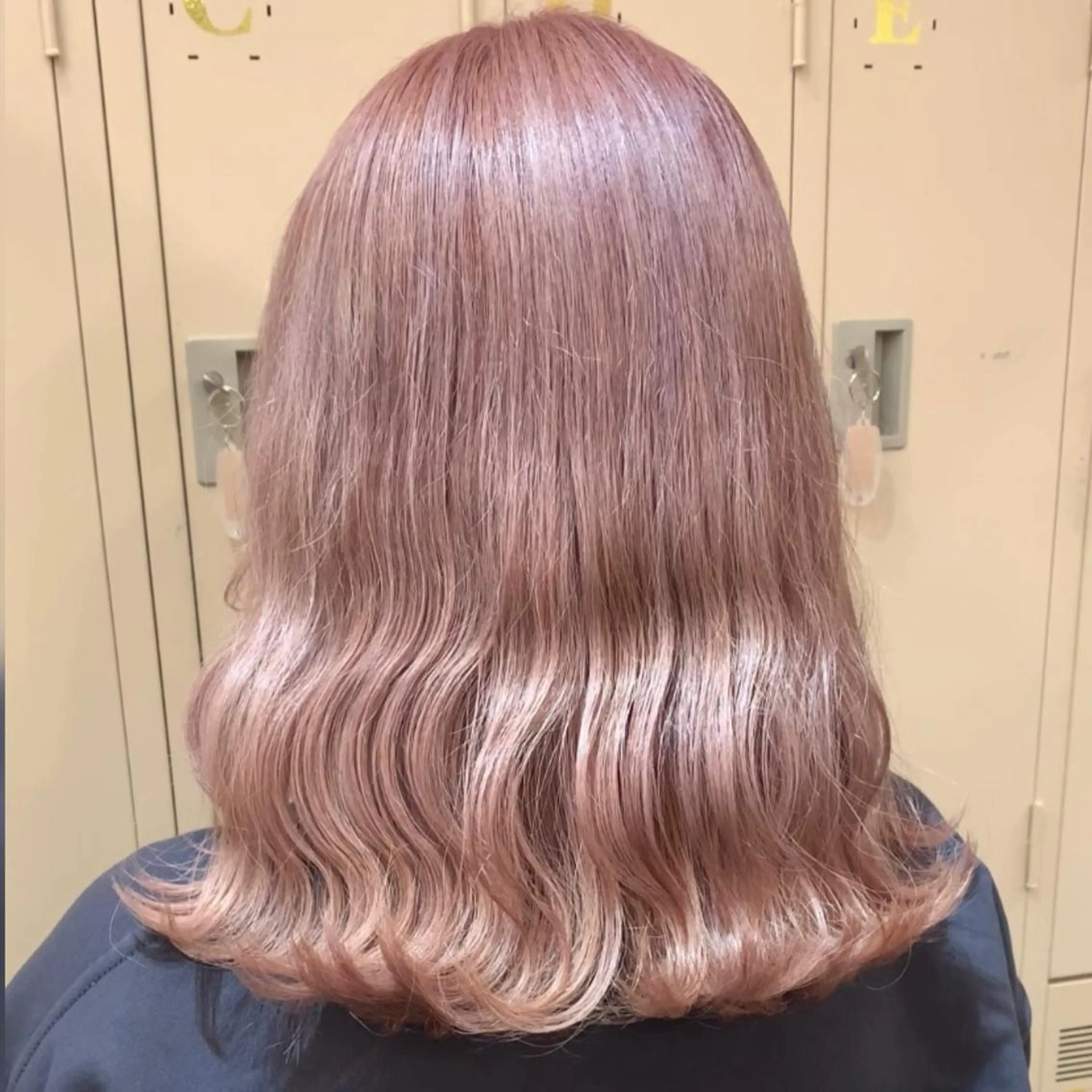 ミディアム カラー ヘアアレンジ 代表🎀 ふわモテ愛 され髪🩷yumiのヘアスタイル