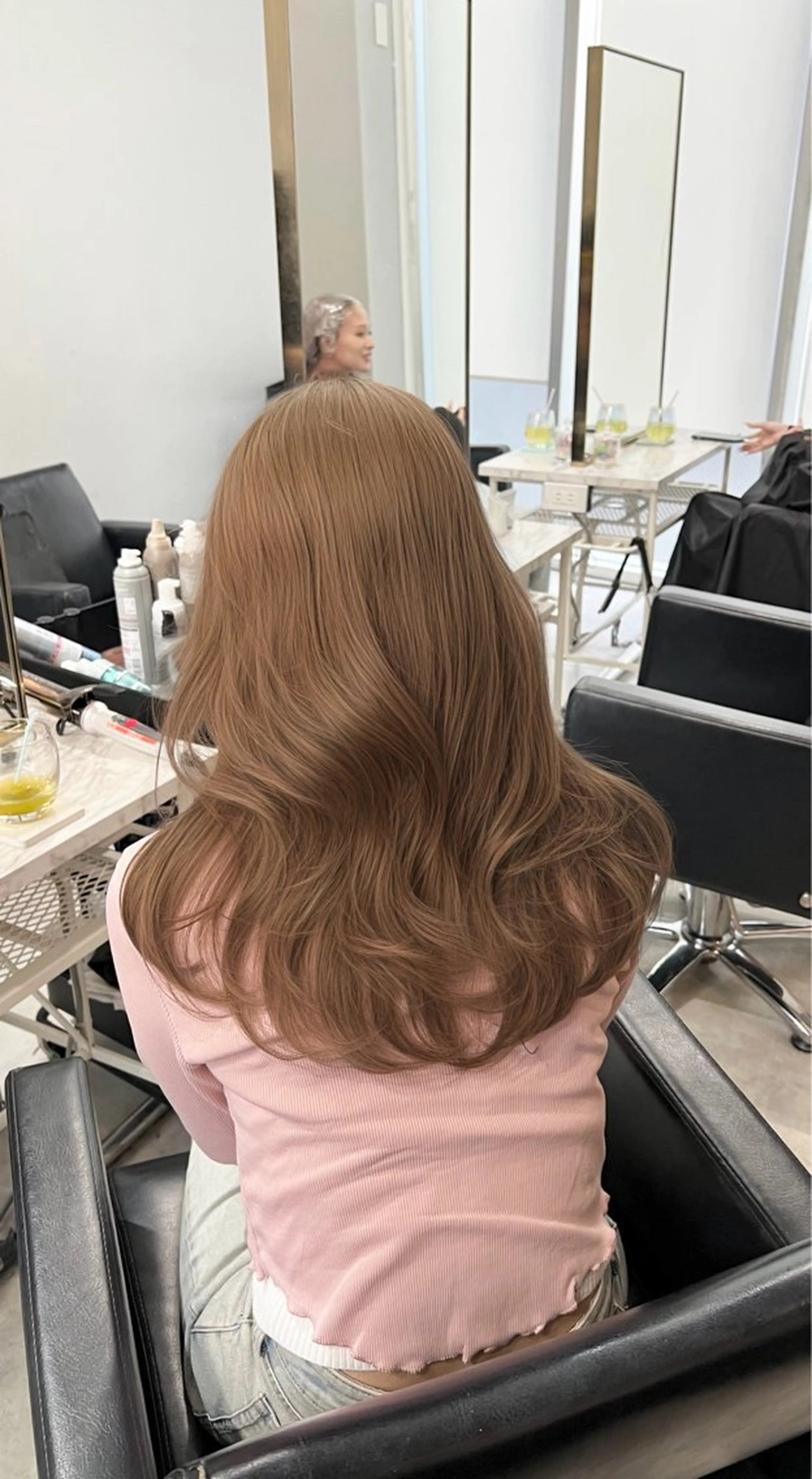 ミディアム カラー カット ヘアカラー トリートメント ヘアセット 🫧艶ダブルカラー ブリーチ🫧トモヤのヘアスタイル