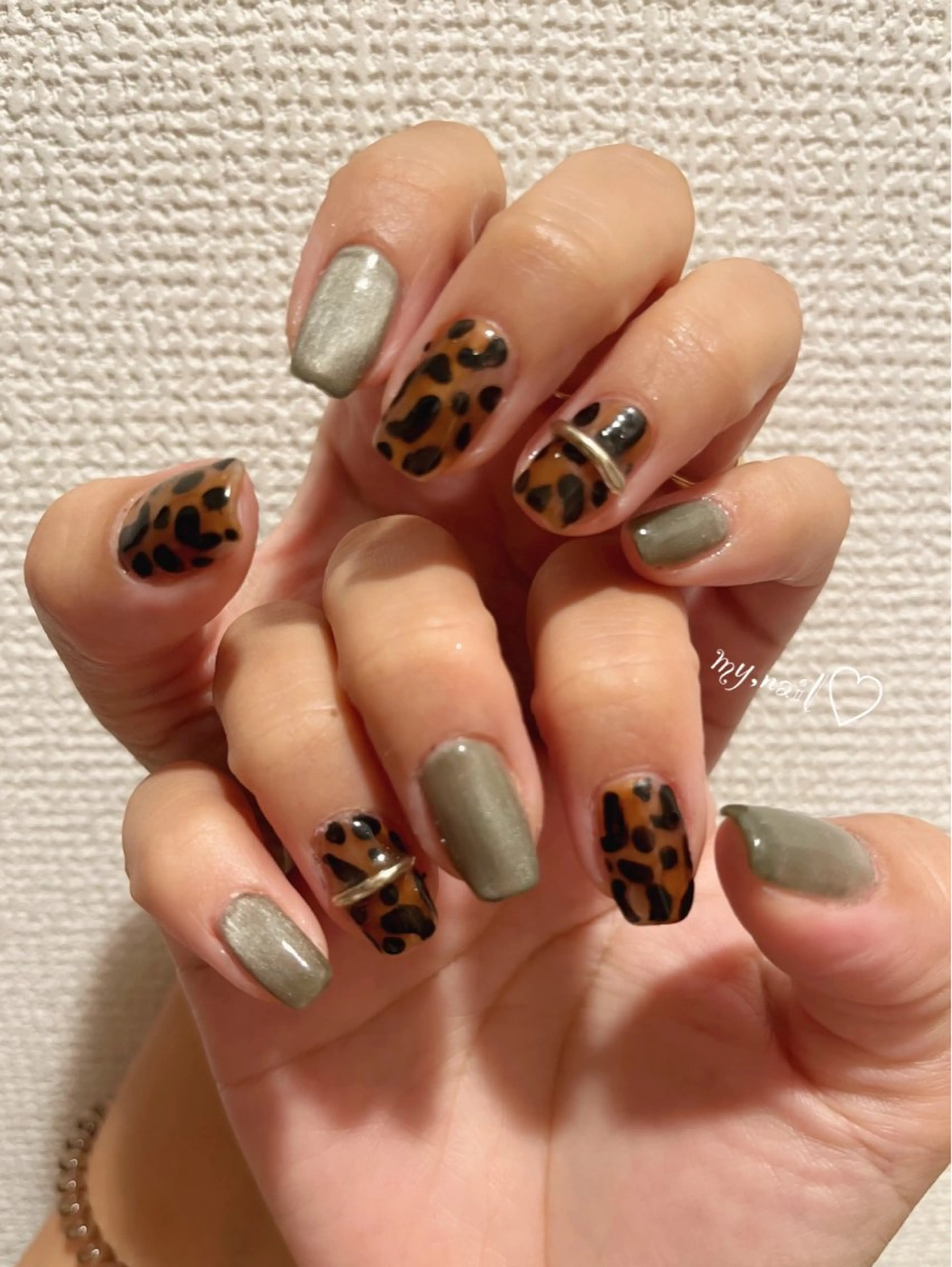 ネイル アニマル柄 マグネットネイル 永由 光歩のネイルデザイン