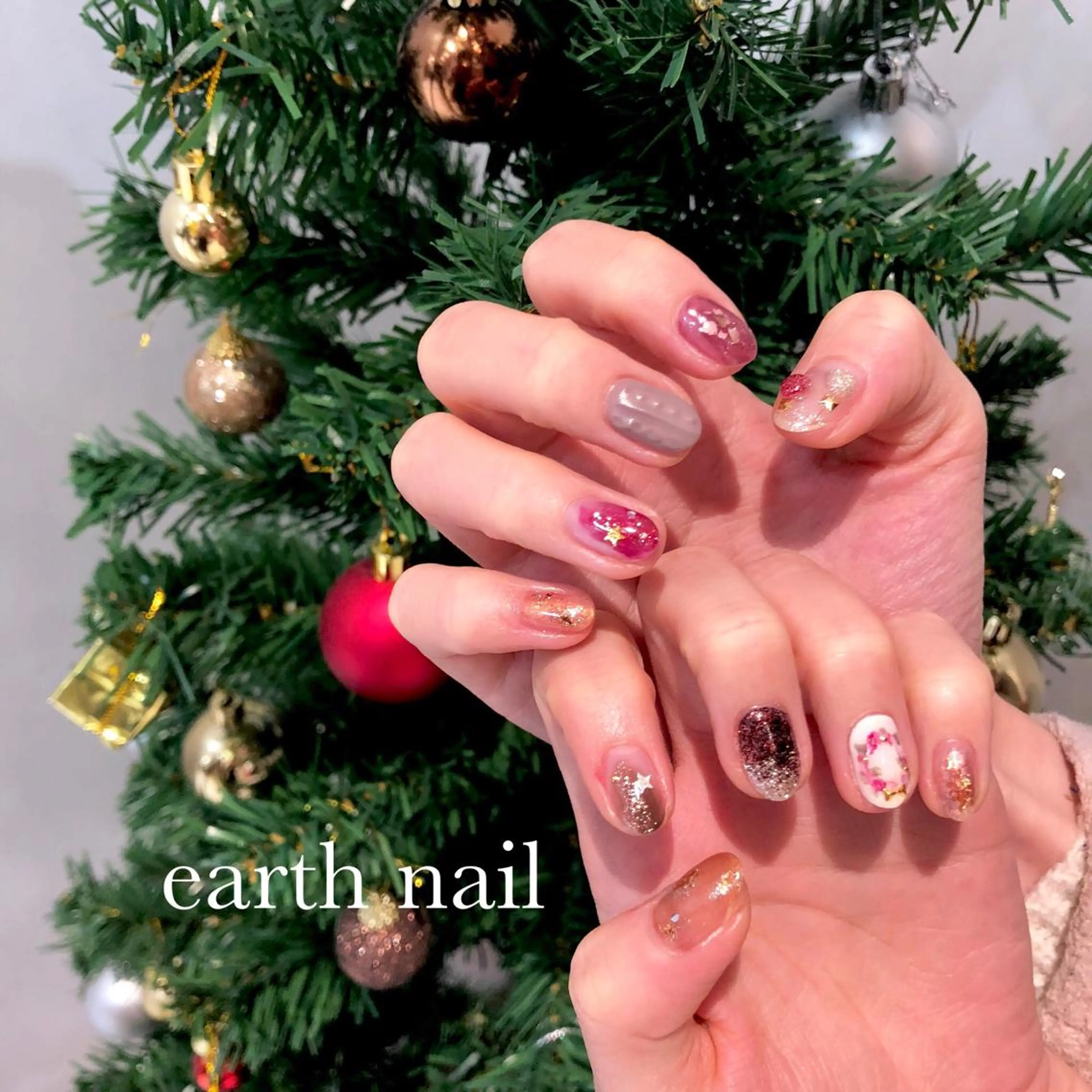 ネイル 冬ネイル クリスマス ハンドネイル 🧁🥕 asukaのネイルデザイン