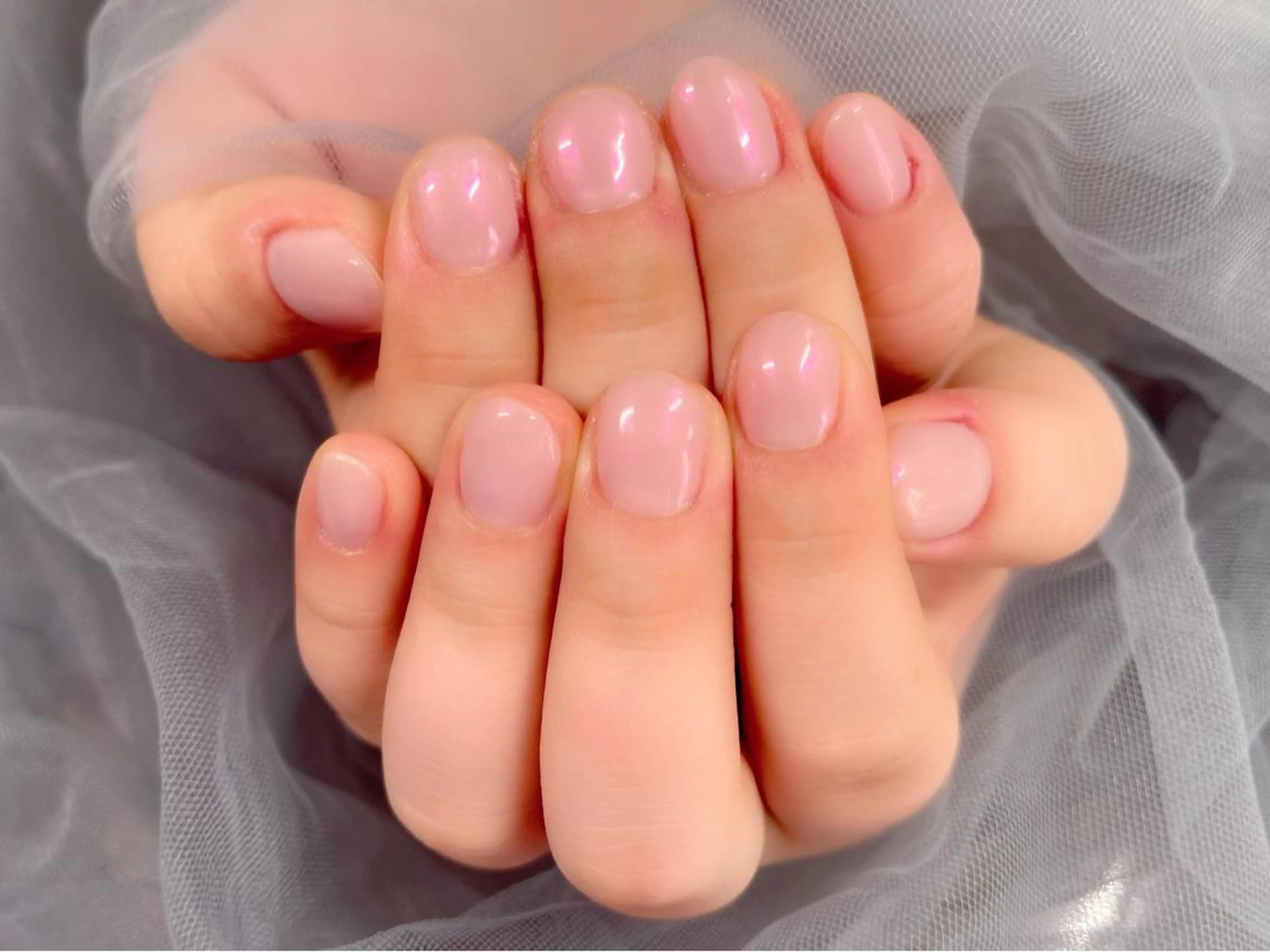 ネイル オーロラネイル ピンク シンプルネイル ハンドネイル Nail Salon KURELLYのネイルデザイン