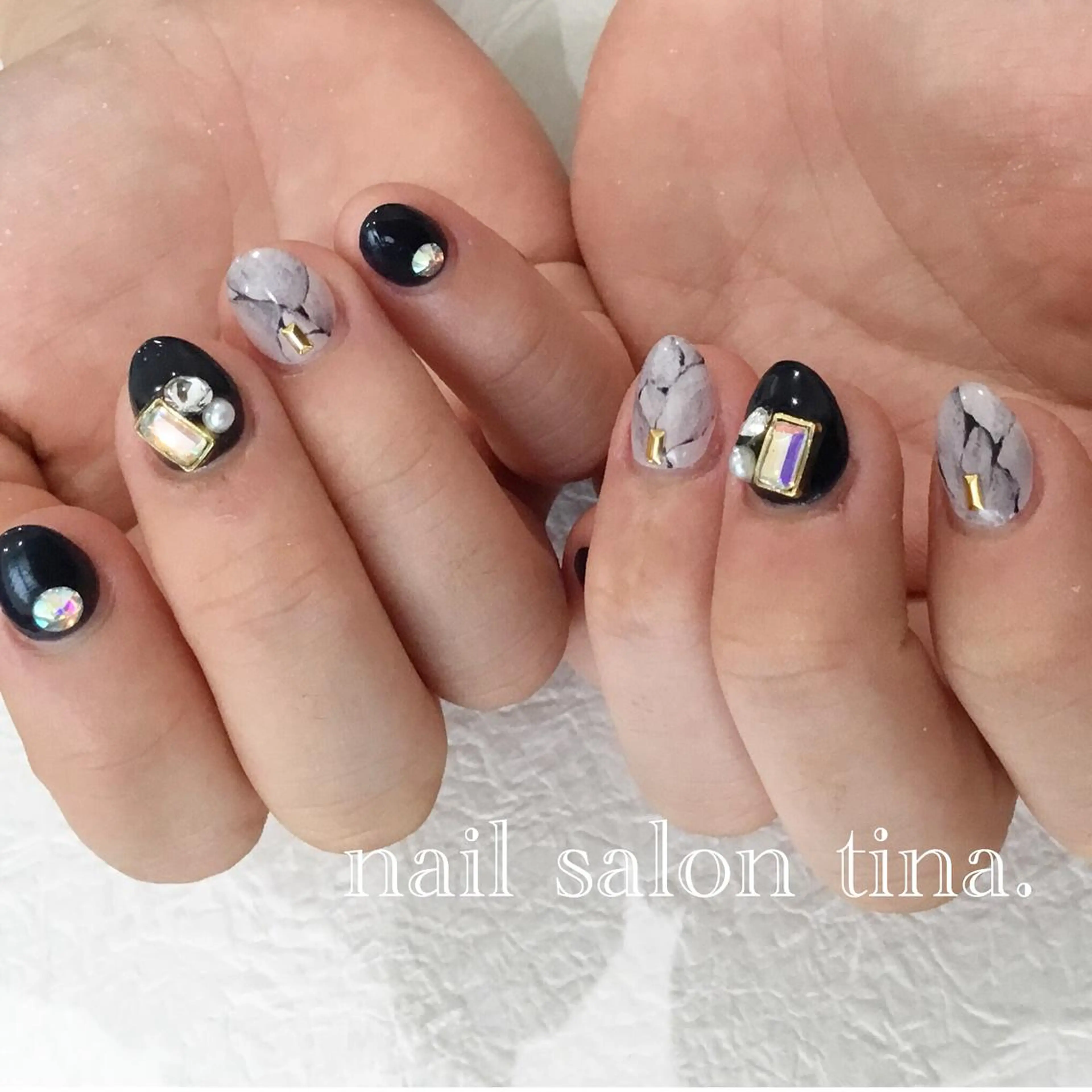 ネイル nail salon tina.所属・中山 はづきのネイルデザイン