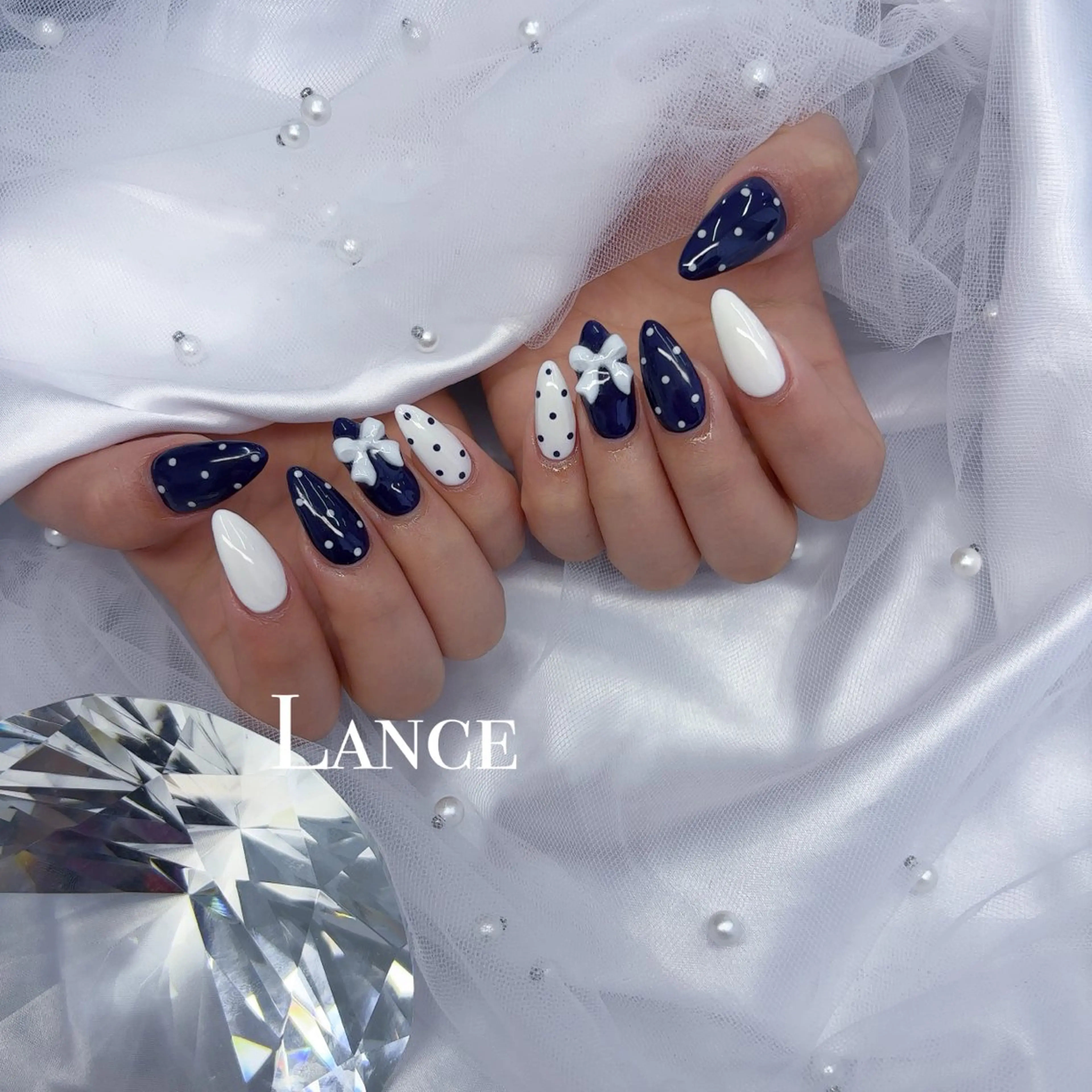 ネイル オーロラネイル フットネイル フレンチネイル ガラスフレンチ 氷ネイル・うるうるネイル ハンドネイル Lance nailのネイルデザイン