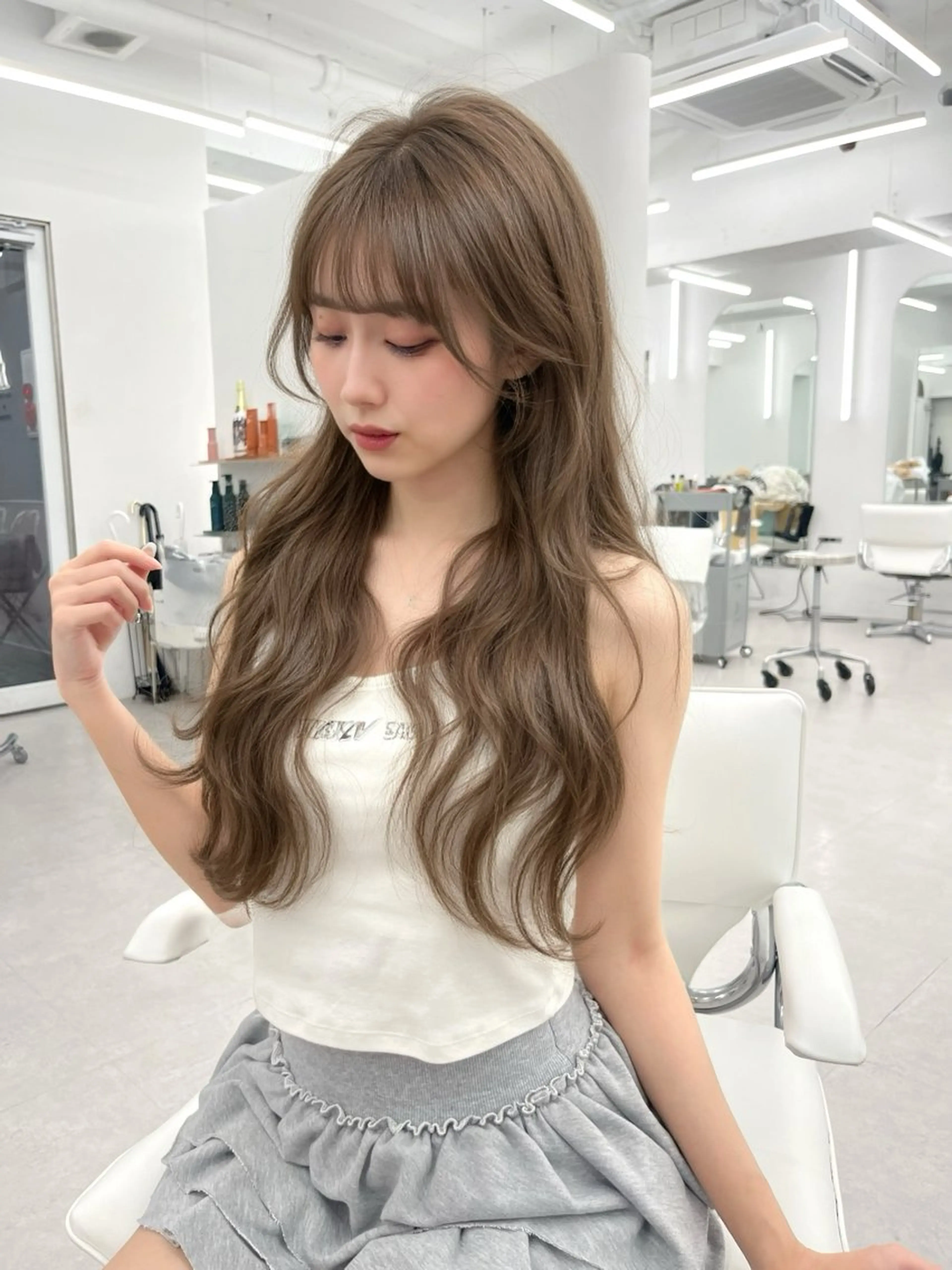 セミロング カラー ベージュカラー 透明感カラー グレージュ オリーブベージュ オリーブカラー ヘアカラー トリートメント 透明感カラー✨🩵 韓国ヘアkanatoのヘアスタイル