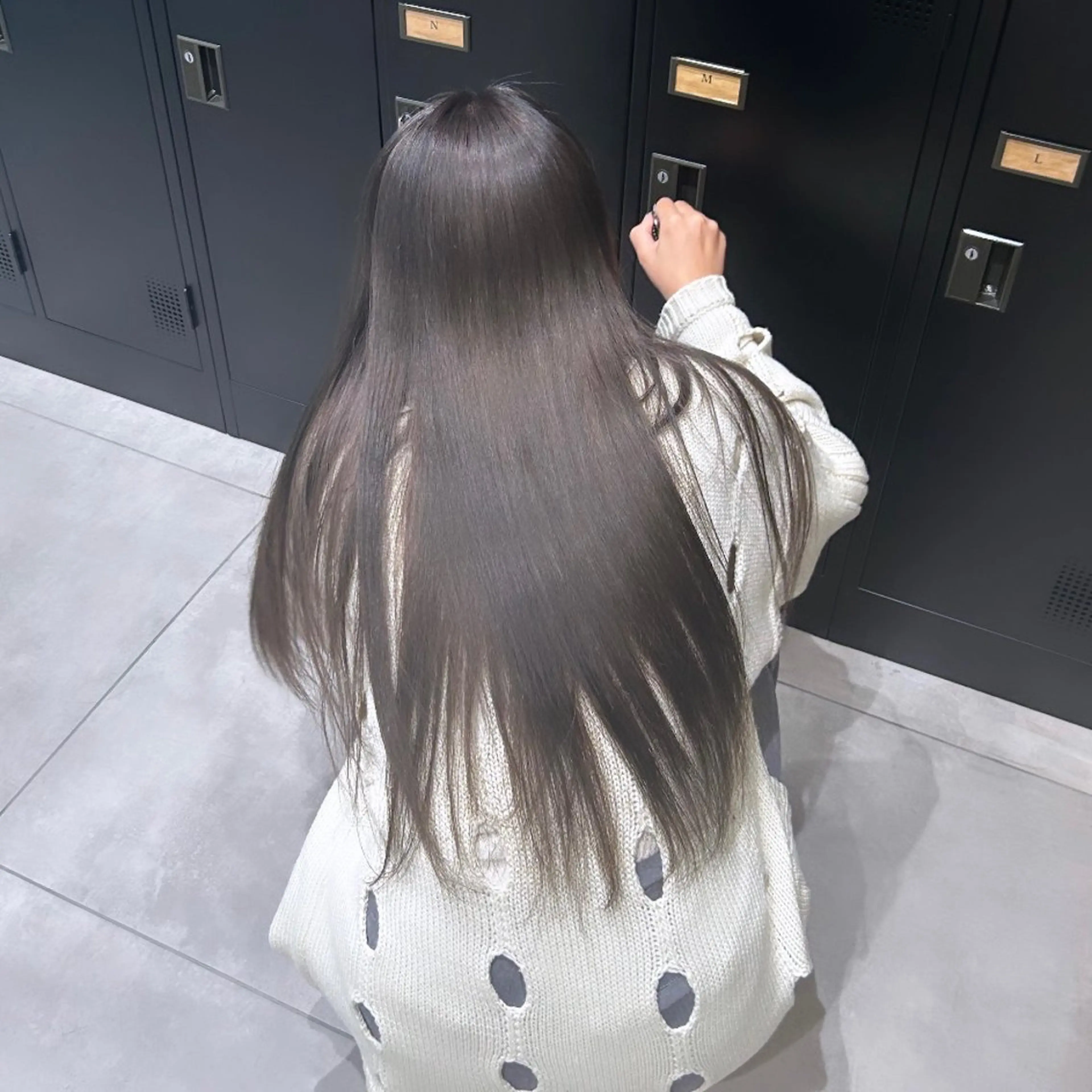 ロング カラー グレージュ デザインカラー 🥨HAZUKiのヘアスタイル