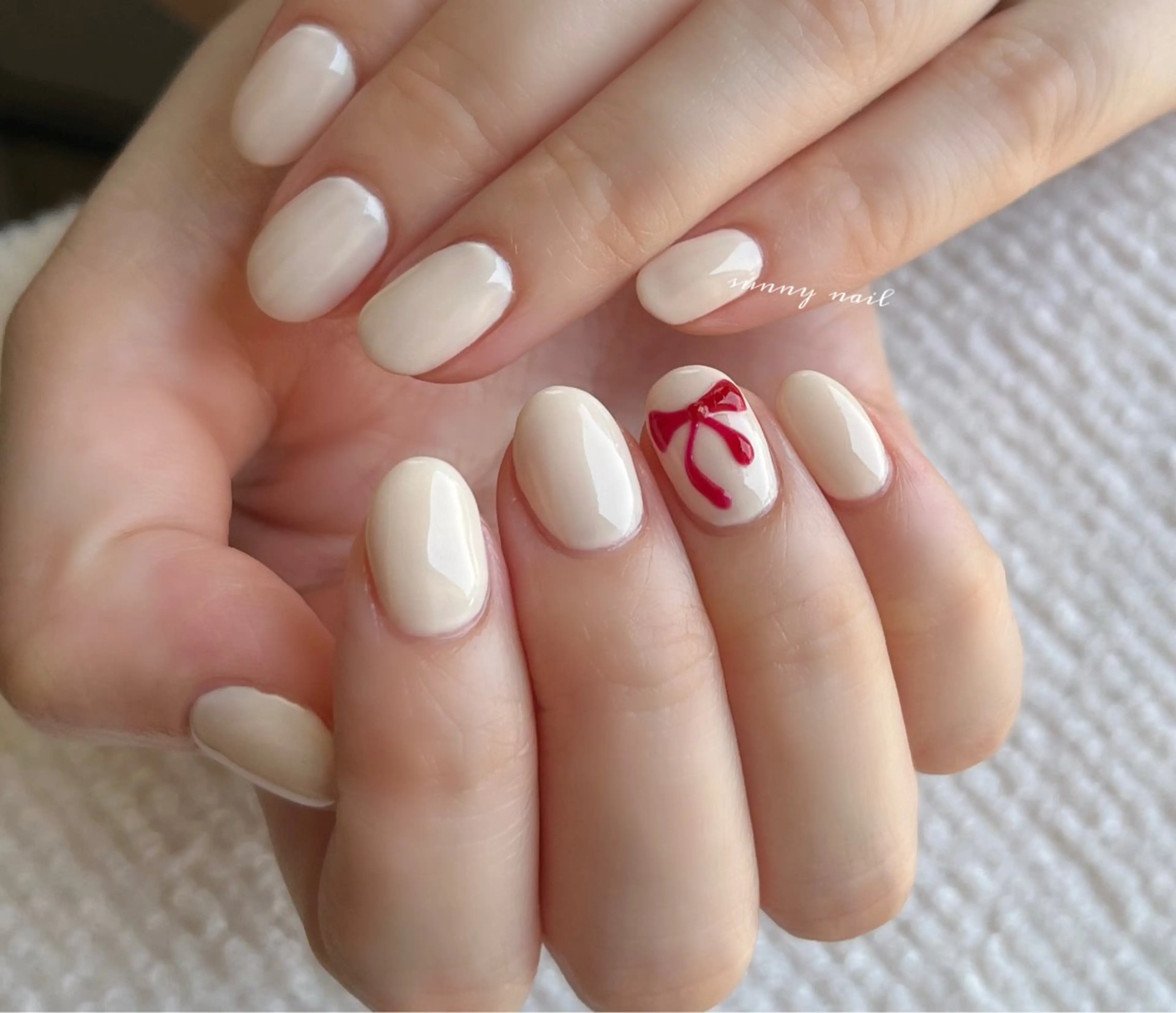 ネイル ジェルネイル パラジェル ぷっくりネイル リボン sunny nailのネイルデザイン
