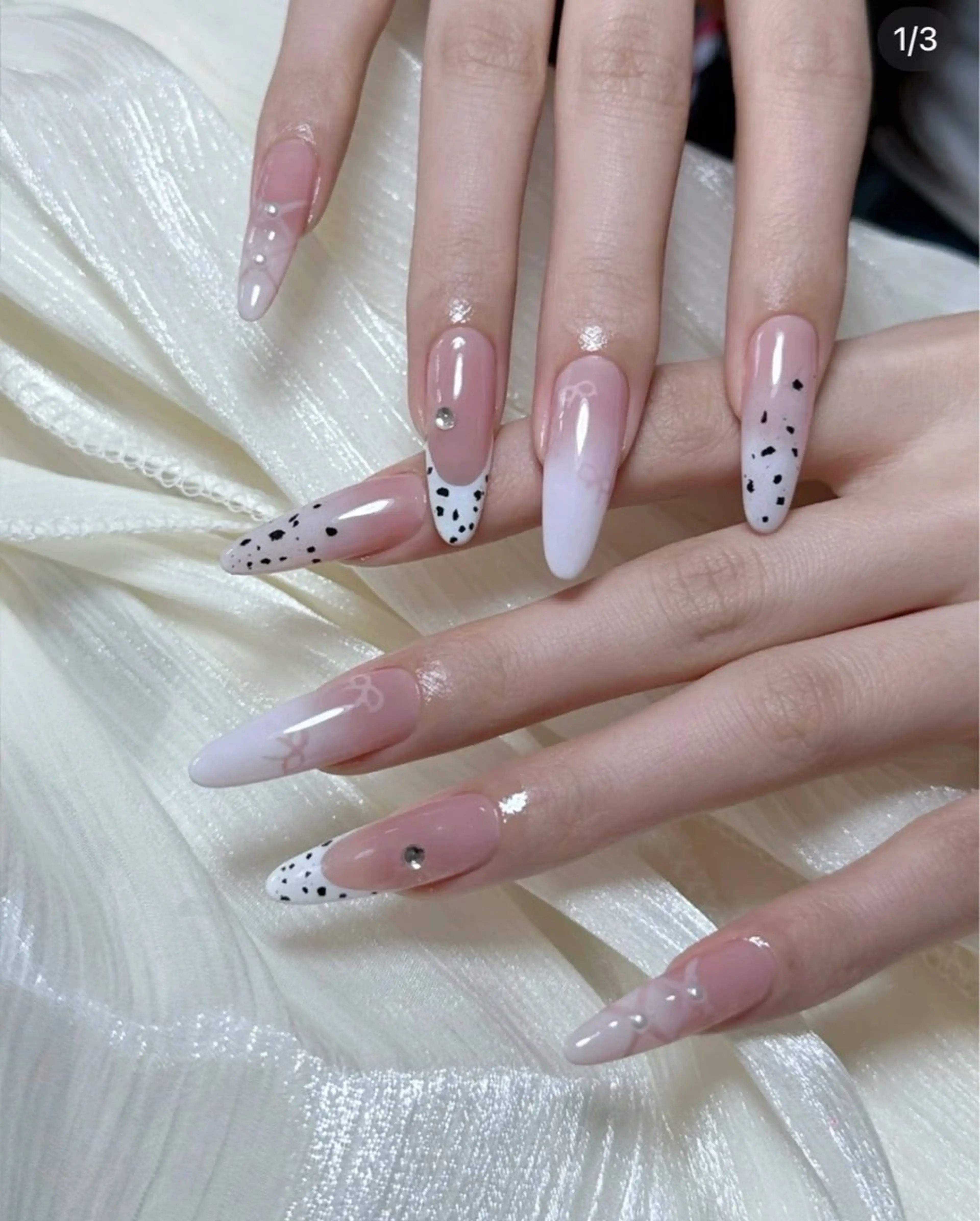 ネイル アートネイル 韓国ネイル 持ち込み ニュアンスネイル ワンカラーネイル イブ ネイリのネイルデザイン