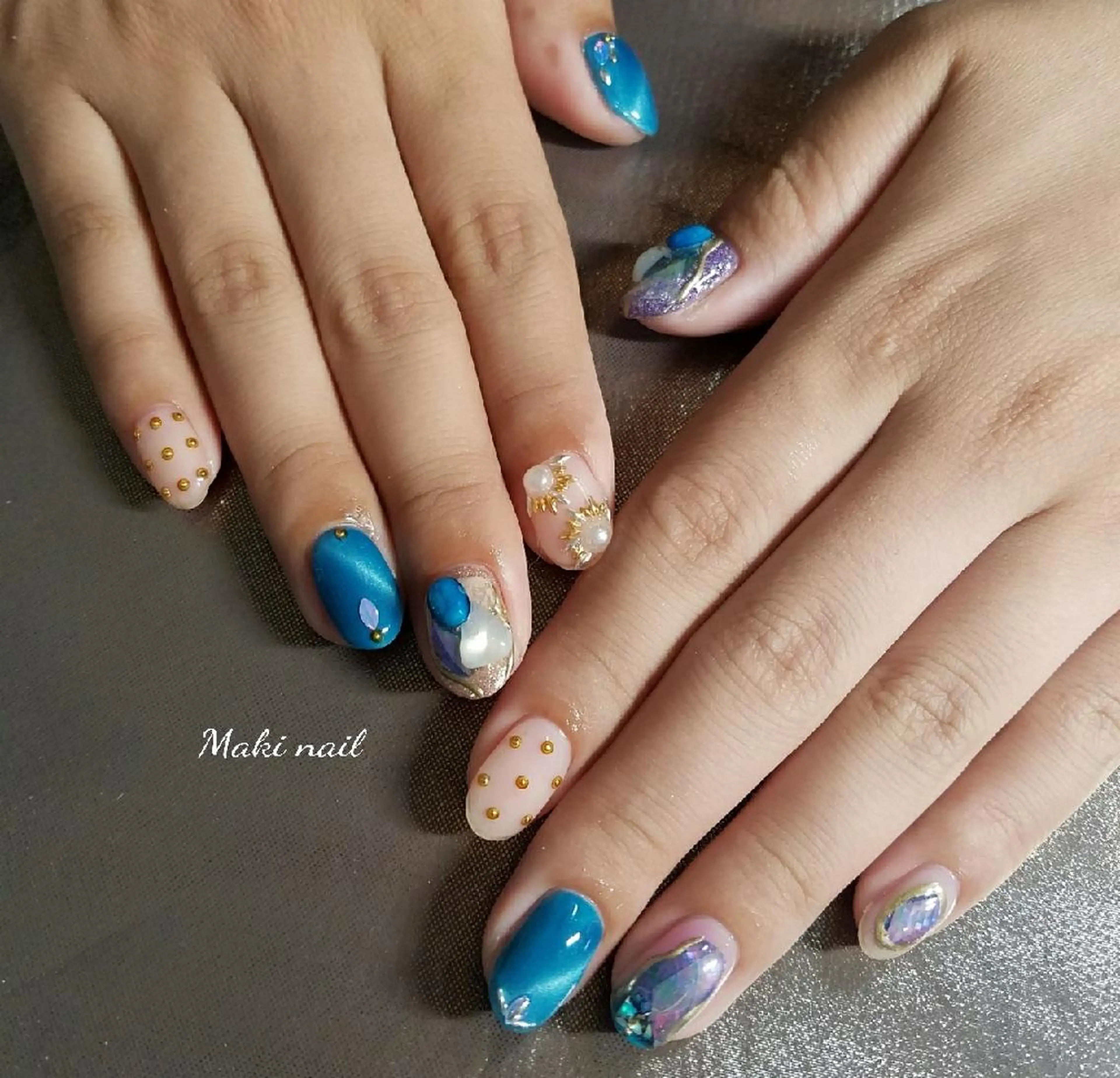 ネイル ニュアンスネイル   MAKI NAILのネイルデザイン
