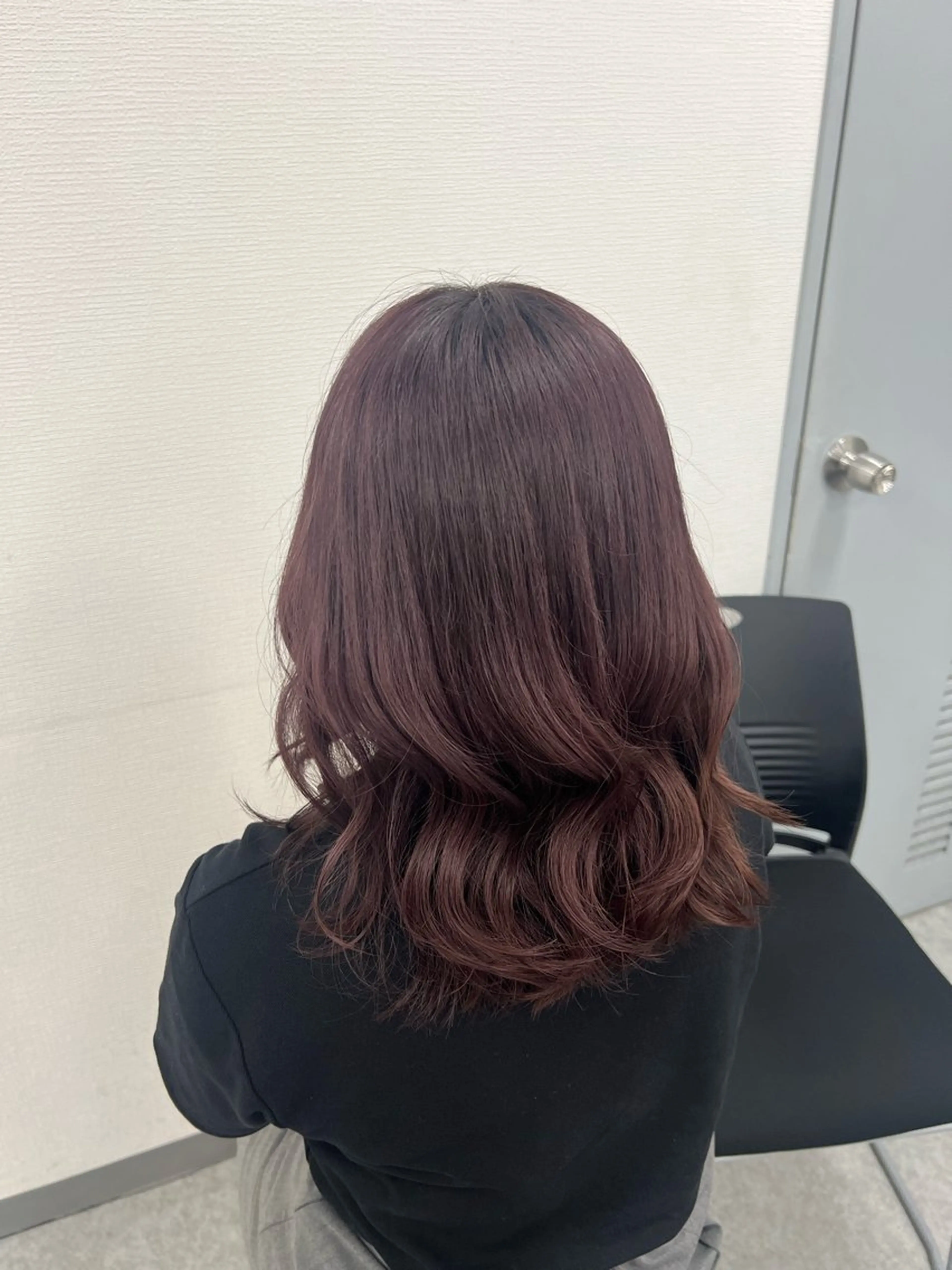 ロング カラー モテ髪ハイトーン🫧 serina🎀池袋のヘアスタイル