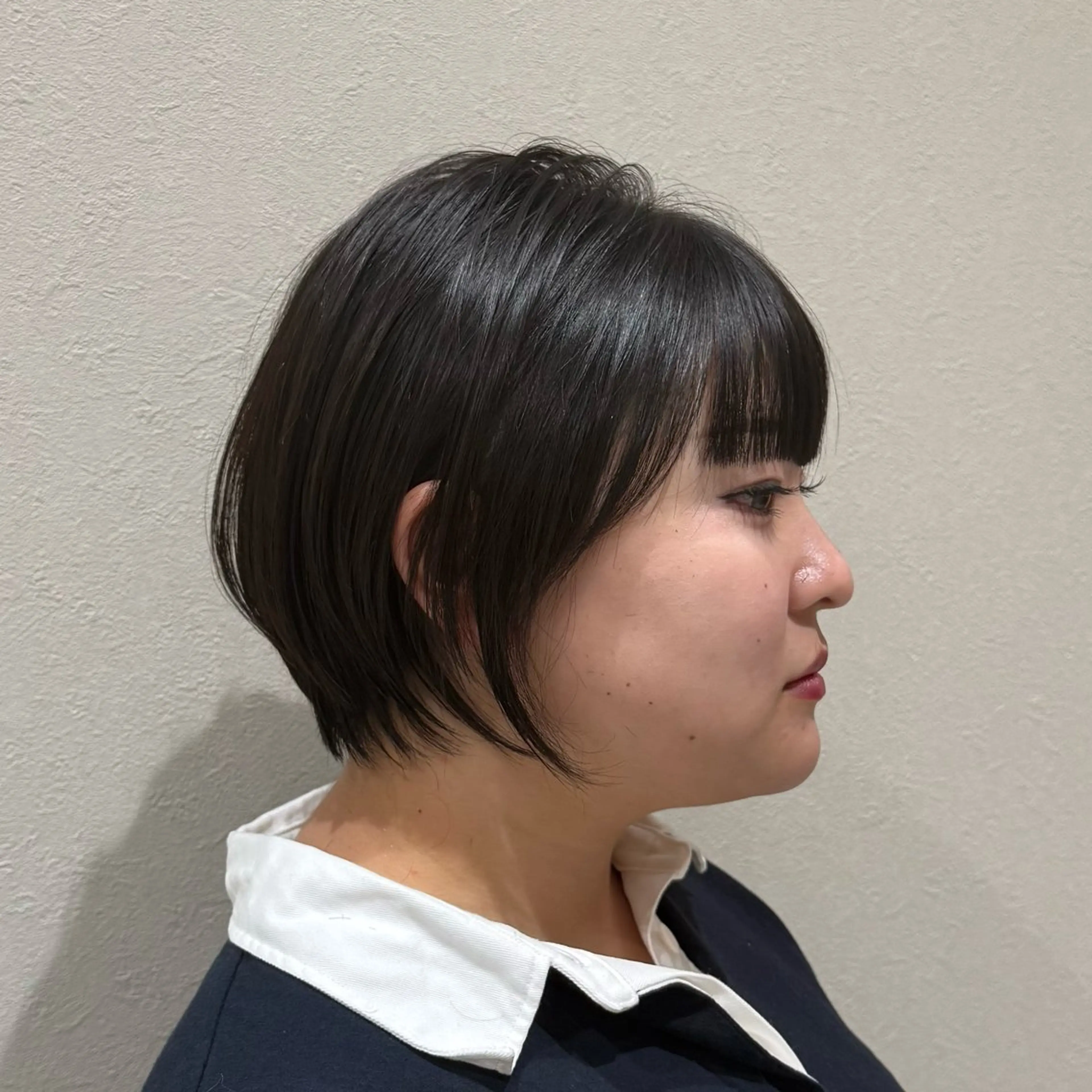 ショート カット 韓国レイヤー｜ 透明感カラー｜ココナのヘアスタイル