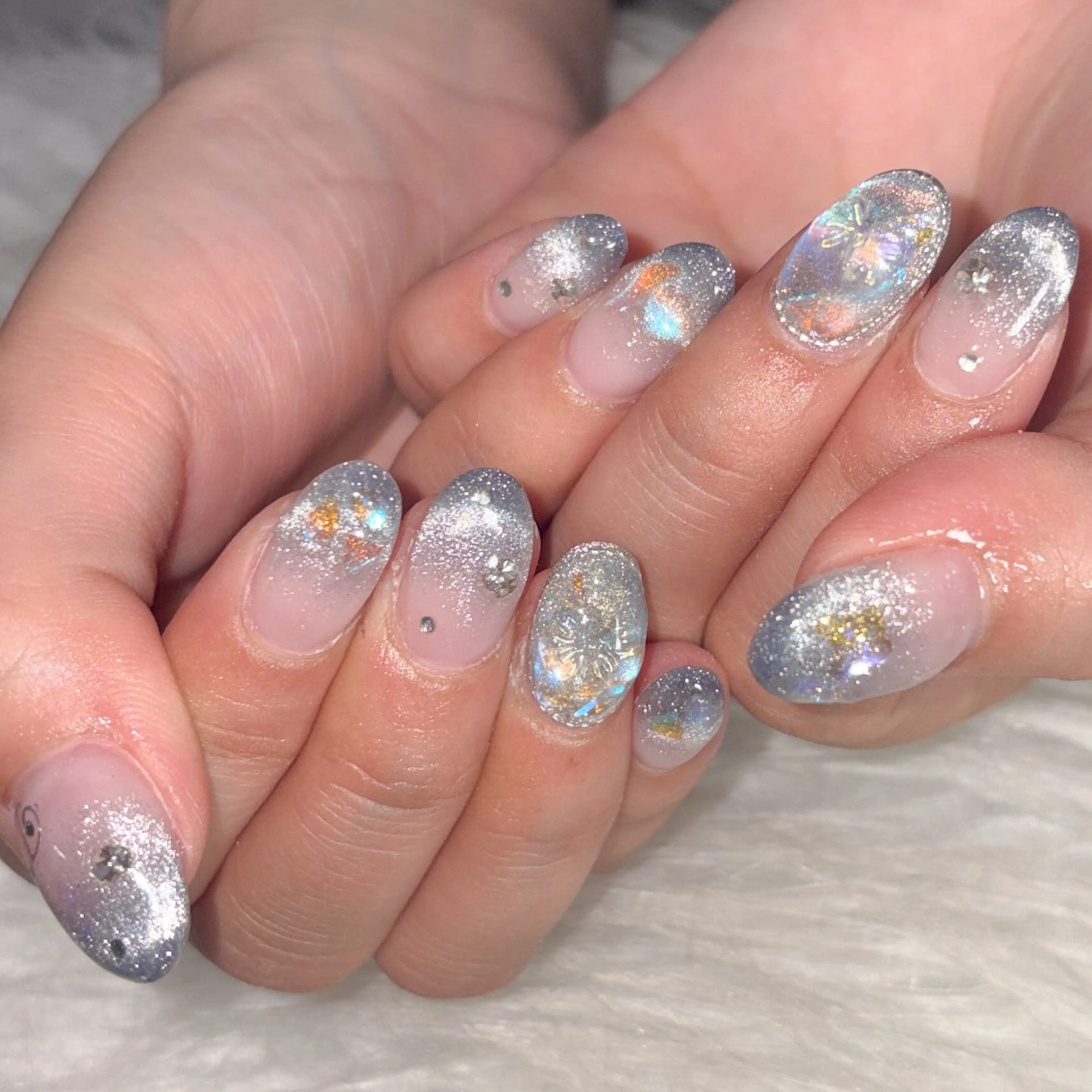 ネイル ハンドネイル LAVISH manaのネイルデザイン