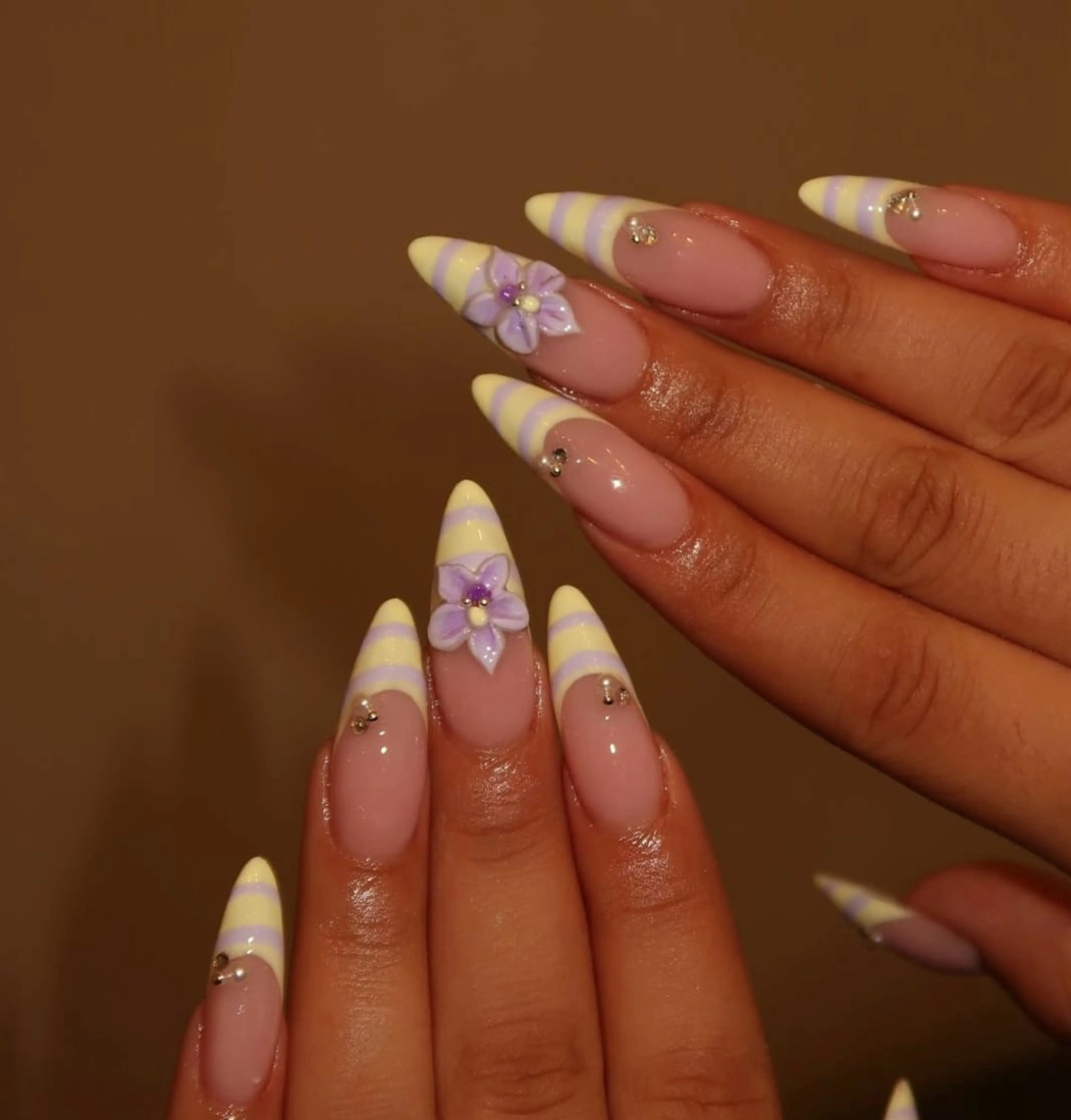 ネイル ハンドネイル NiJi Nailsのネイルデザイン