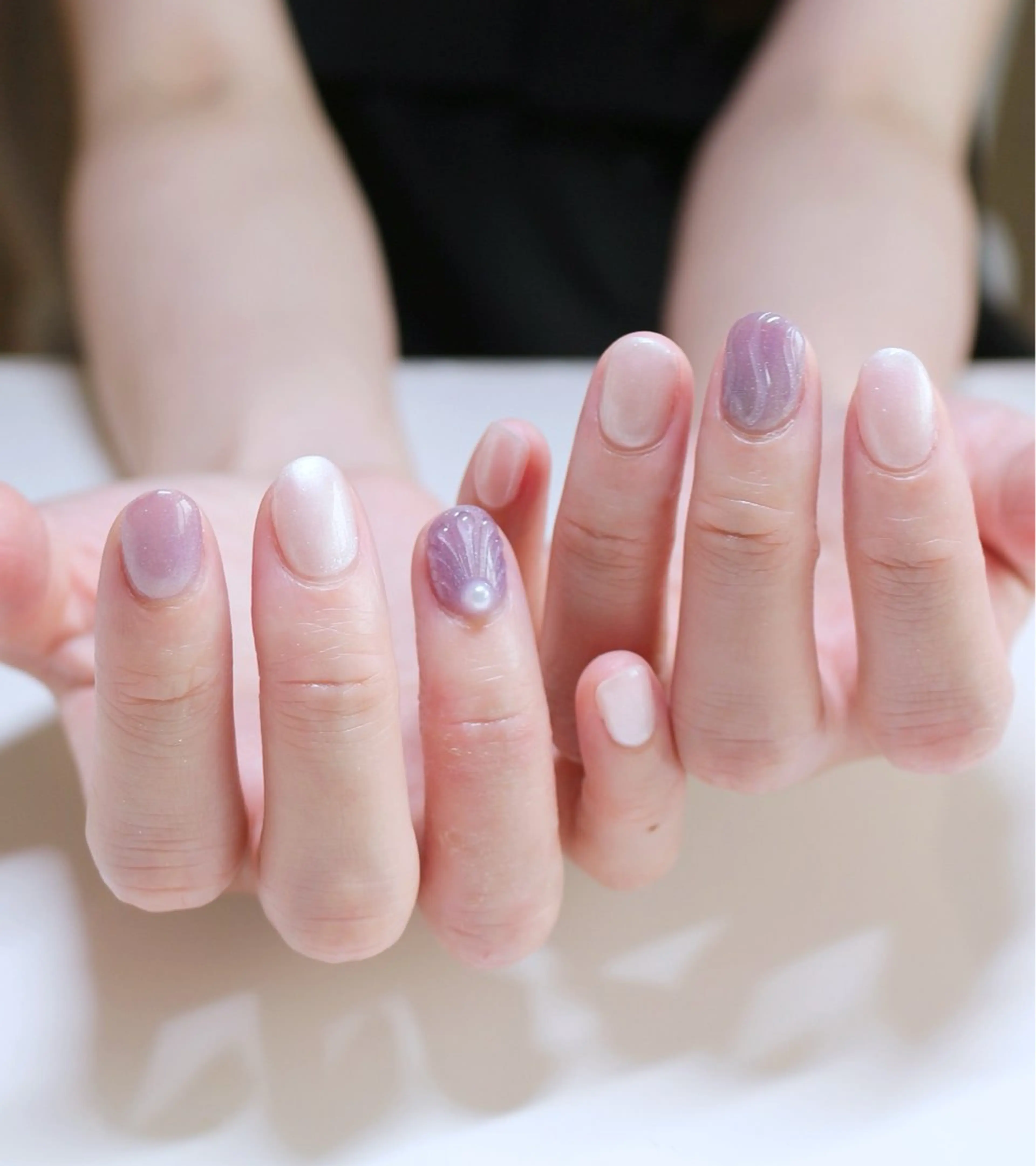 ネイル 韓国ネイル ワンホンネイル ホワイト ハンドネイル Baku Nailsのネイルデザイン
