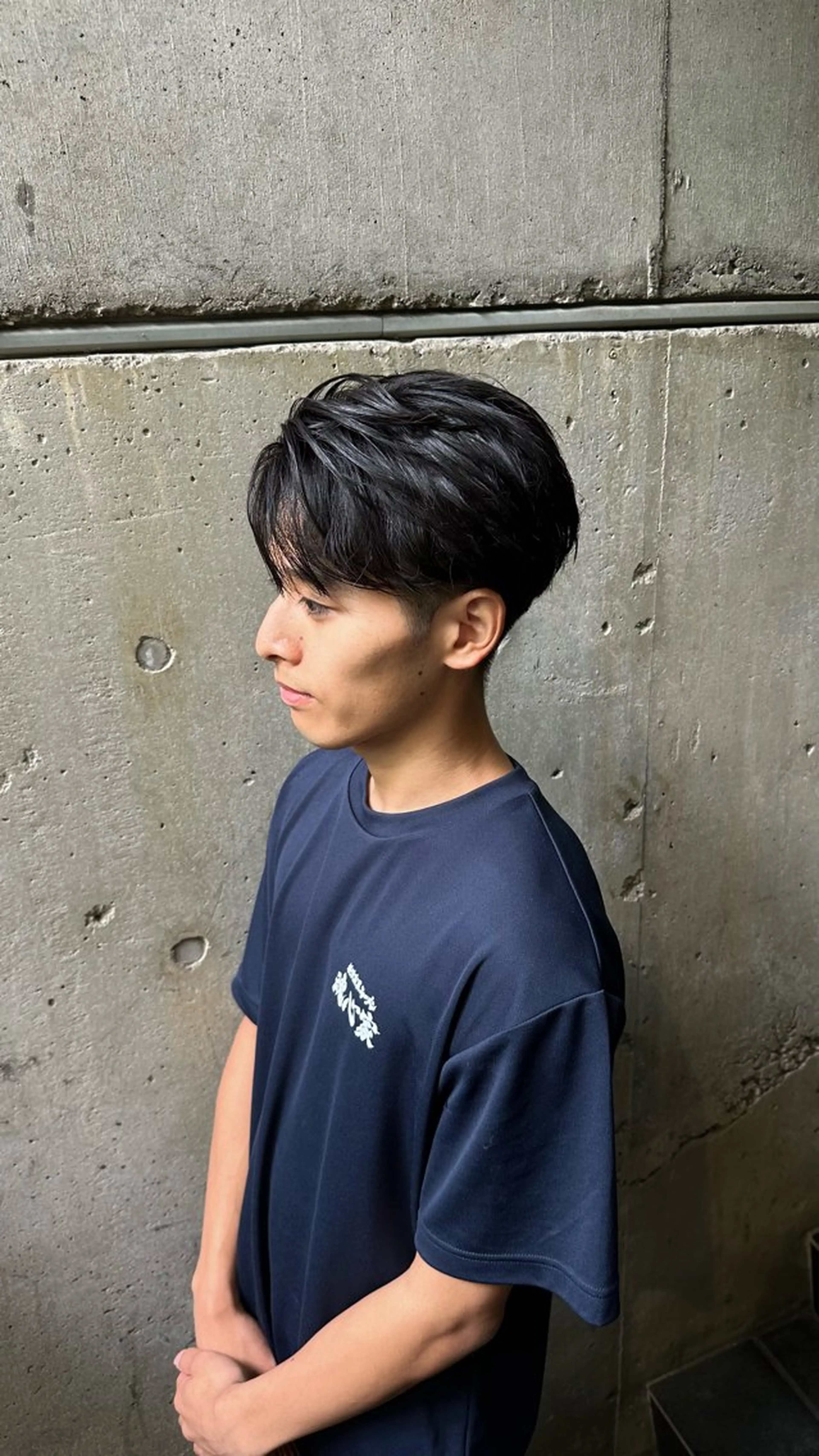 メンズ センターパート カット 五十嵐 圭音のヘアスタイル