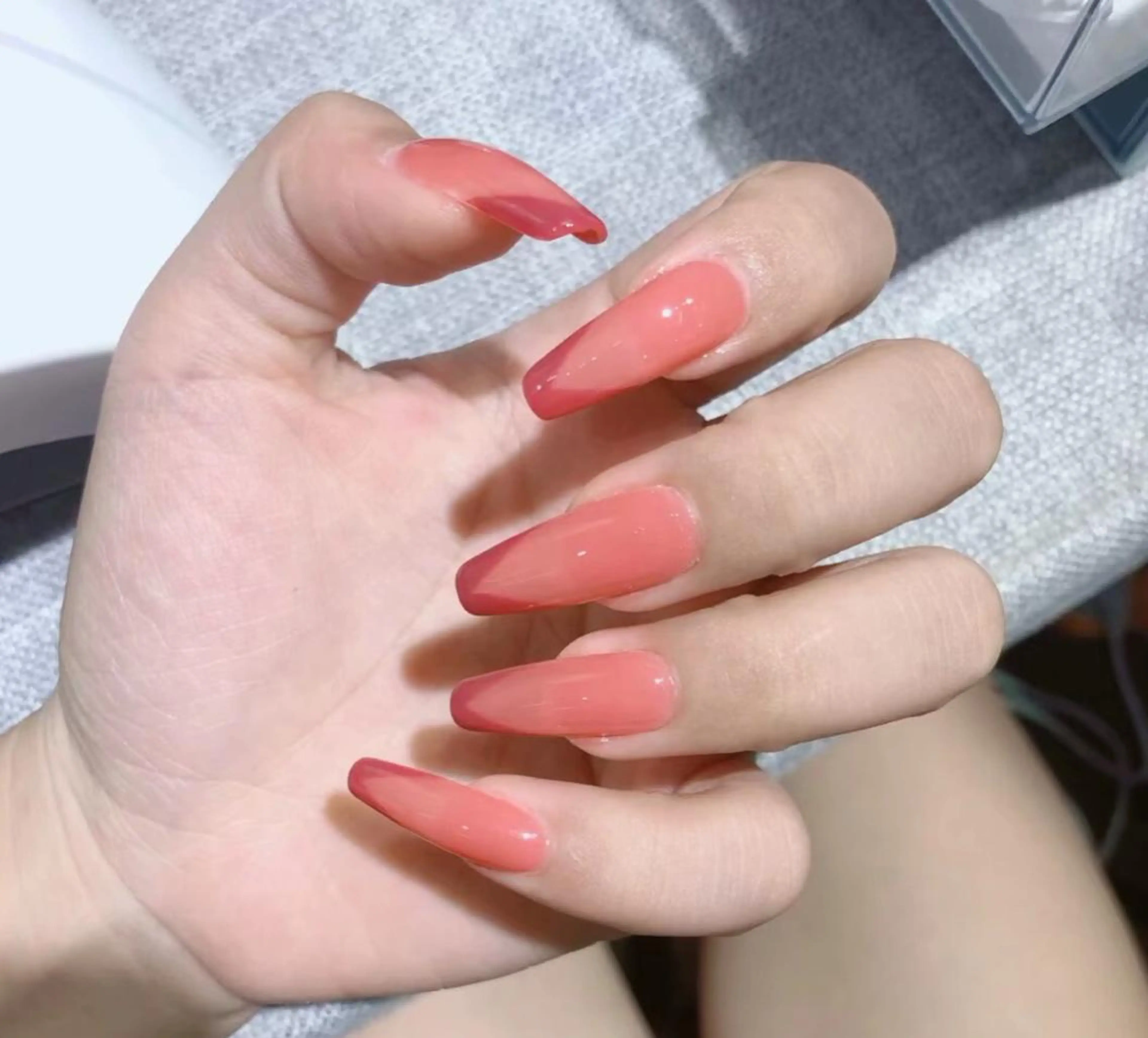カラー ネイル Moonstone Salonのネイルデザイン