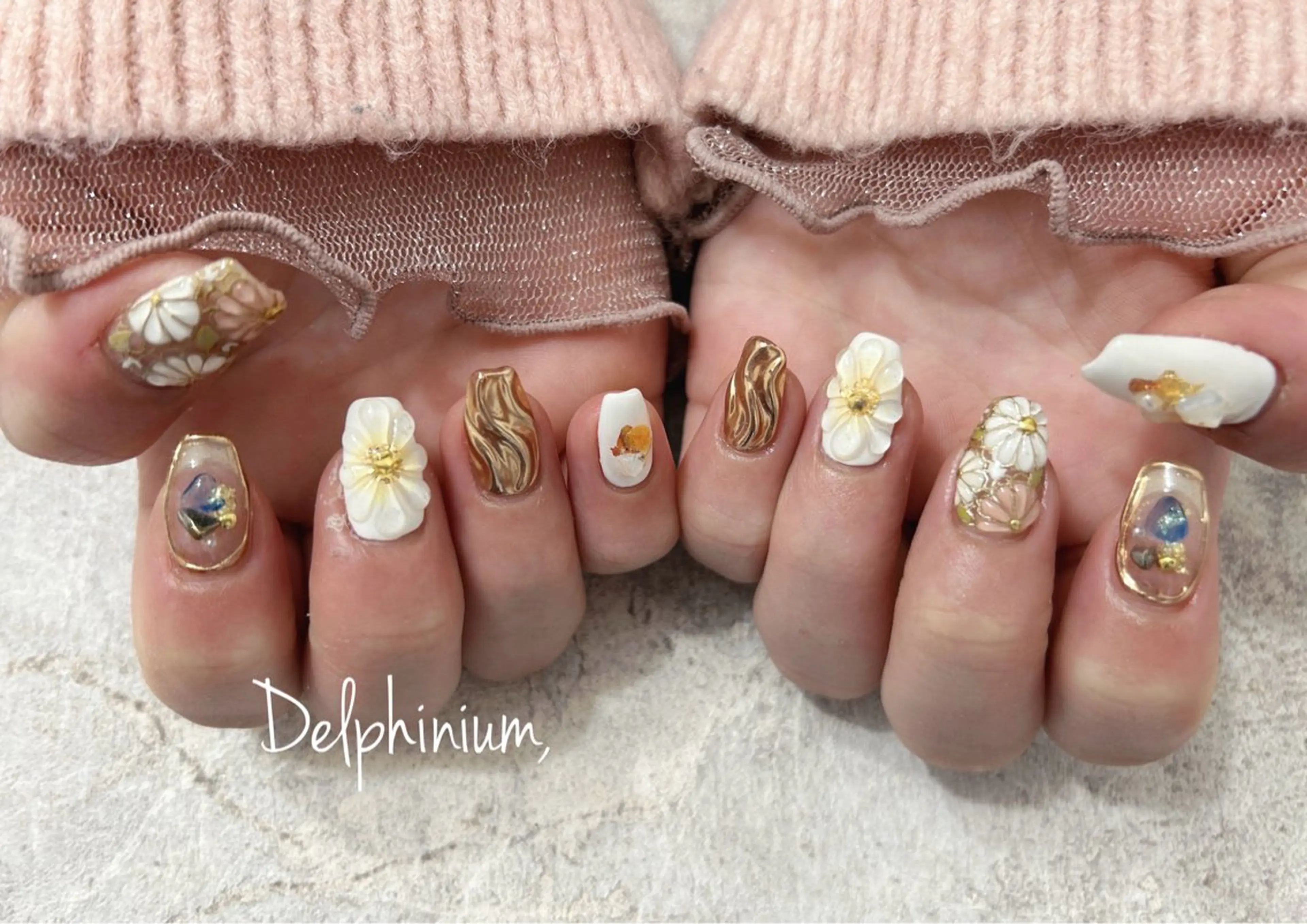 ネイル ハンドネイル 岡本 友恵のネイルデザイン