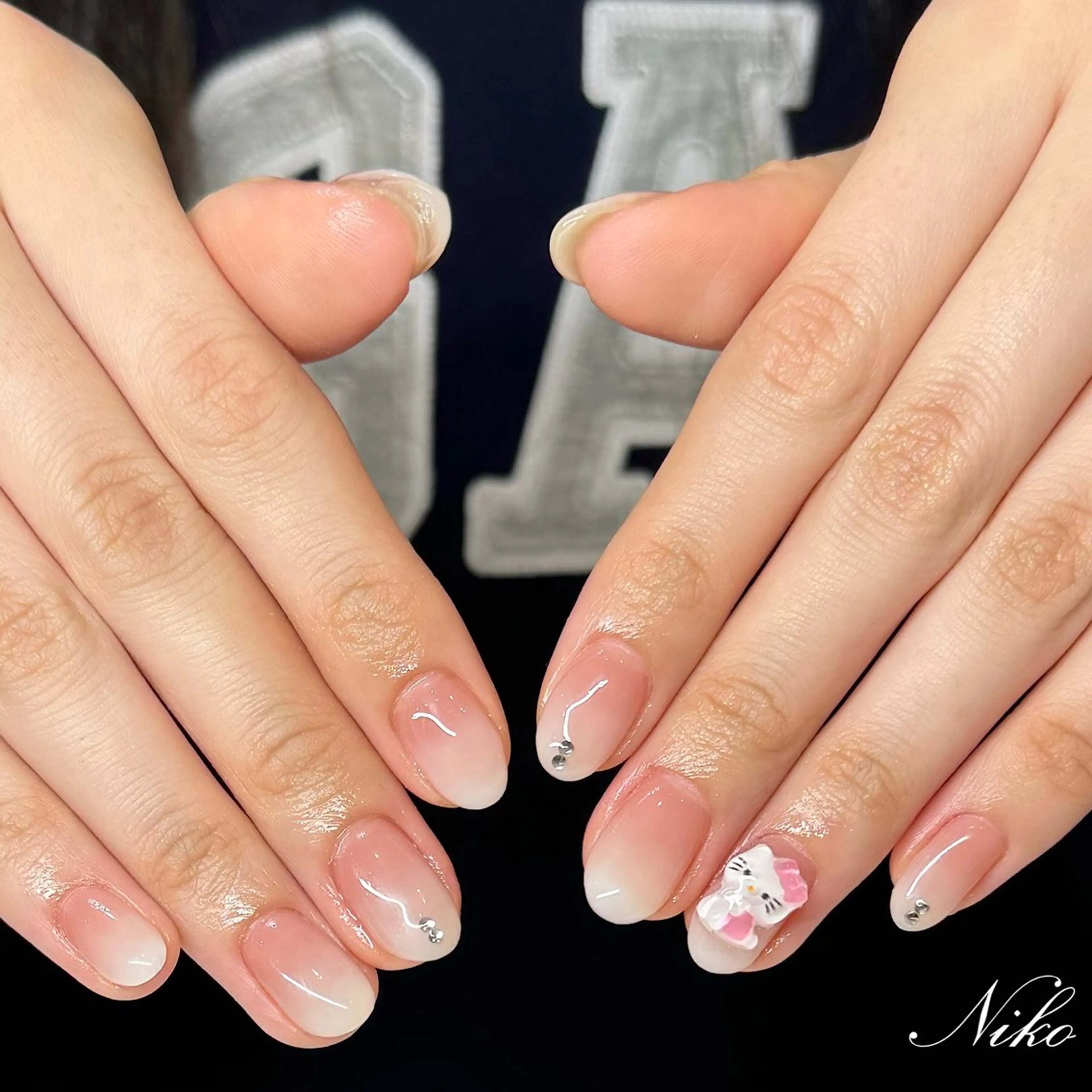 ネイル チークネイル 長さ出し フラッシュネイル フットネイル フレンチネイル ハンドネイル Niko nailサロンのネイルデザイン