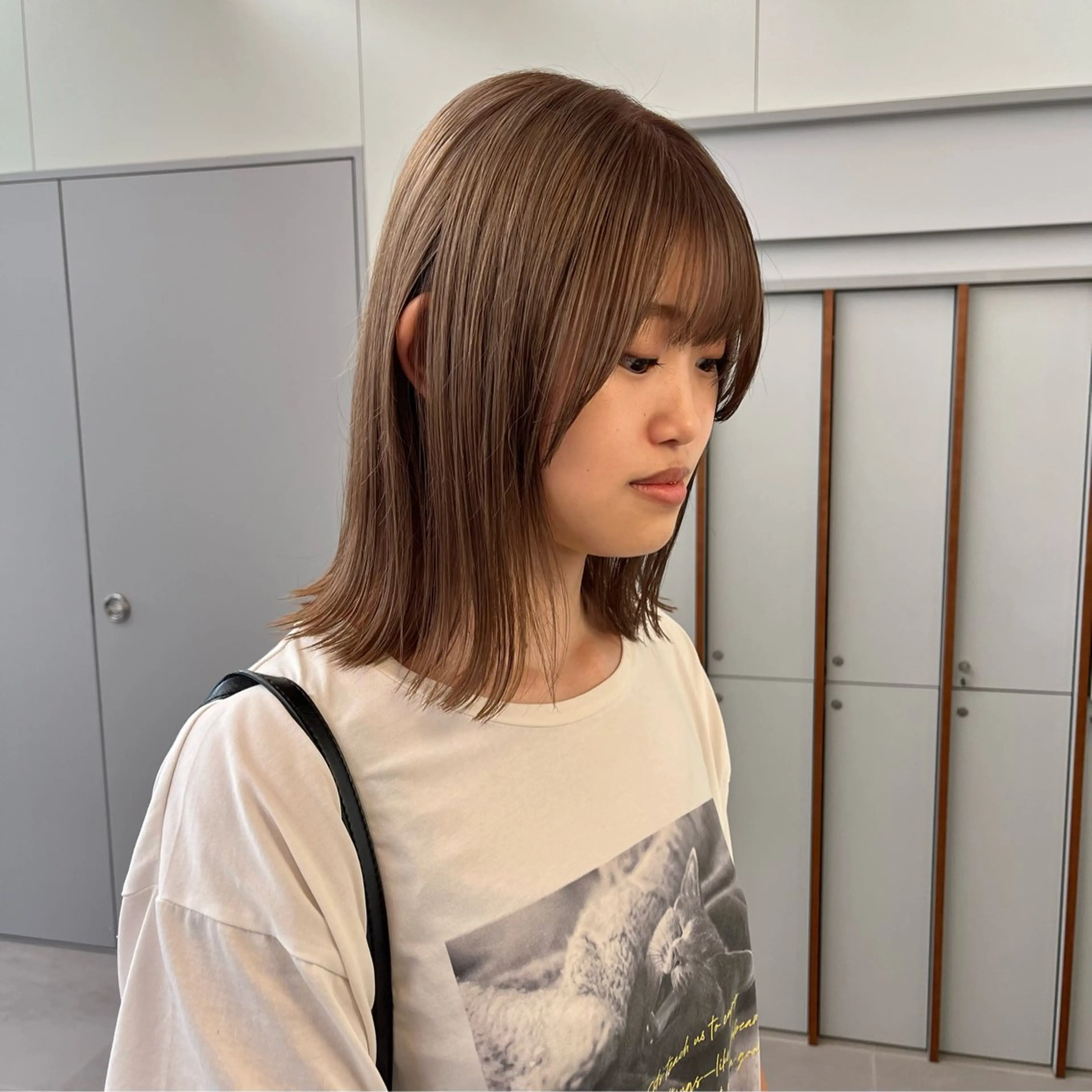 ミディアム カラー ベージュカラー ブリーチ 透明感カラー ダブルカラー ヘアカラー トリートメント 髪質改善カラー/ボブ 🌻Mutsumiのヘアスタイル