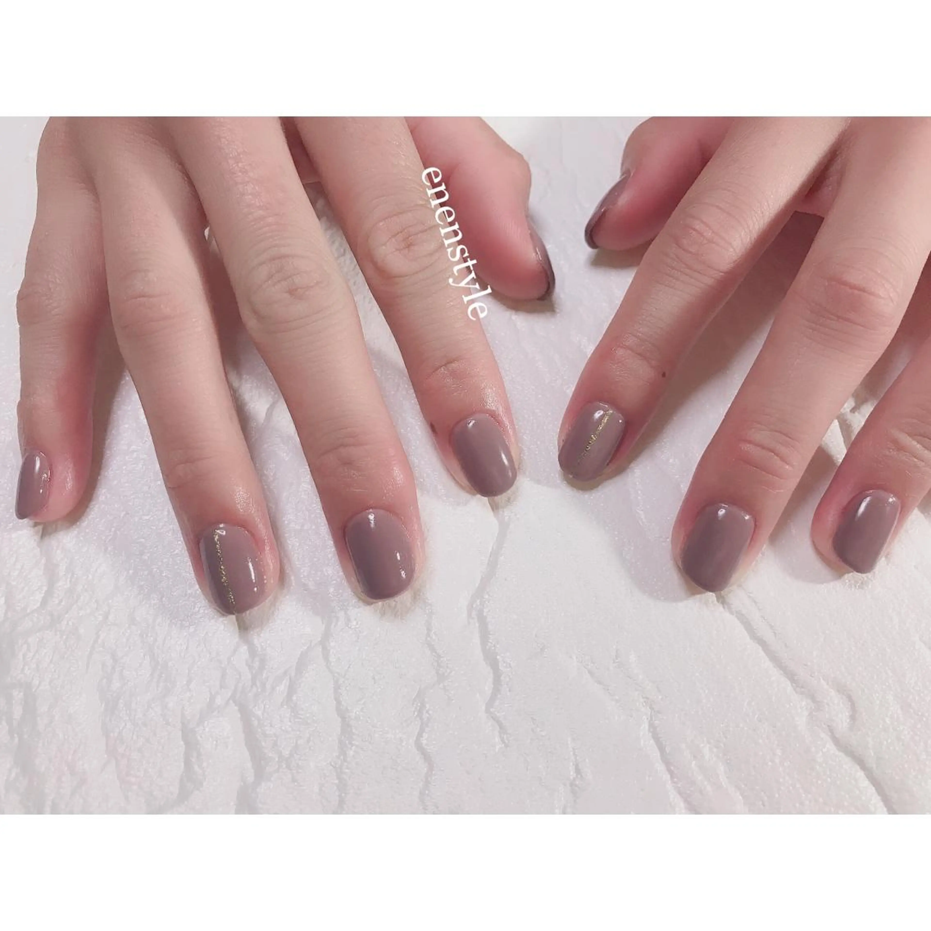 ショート ネイル 👑enen style👑のネイルデザイン