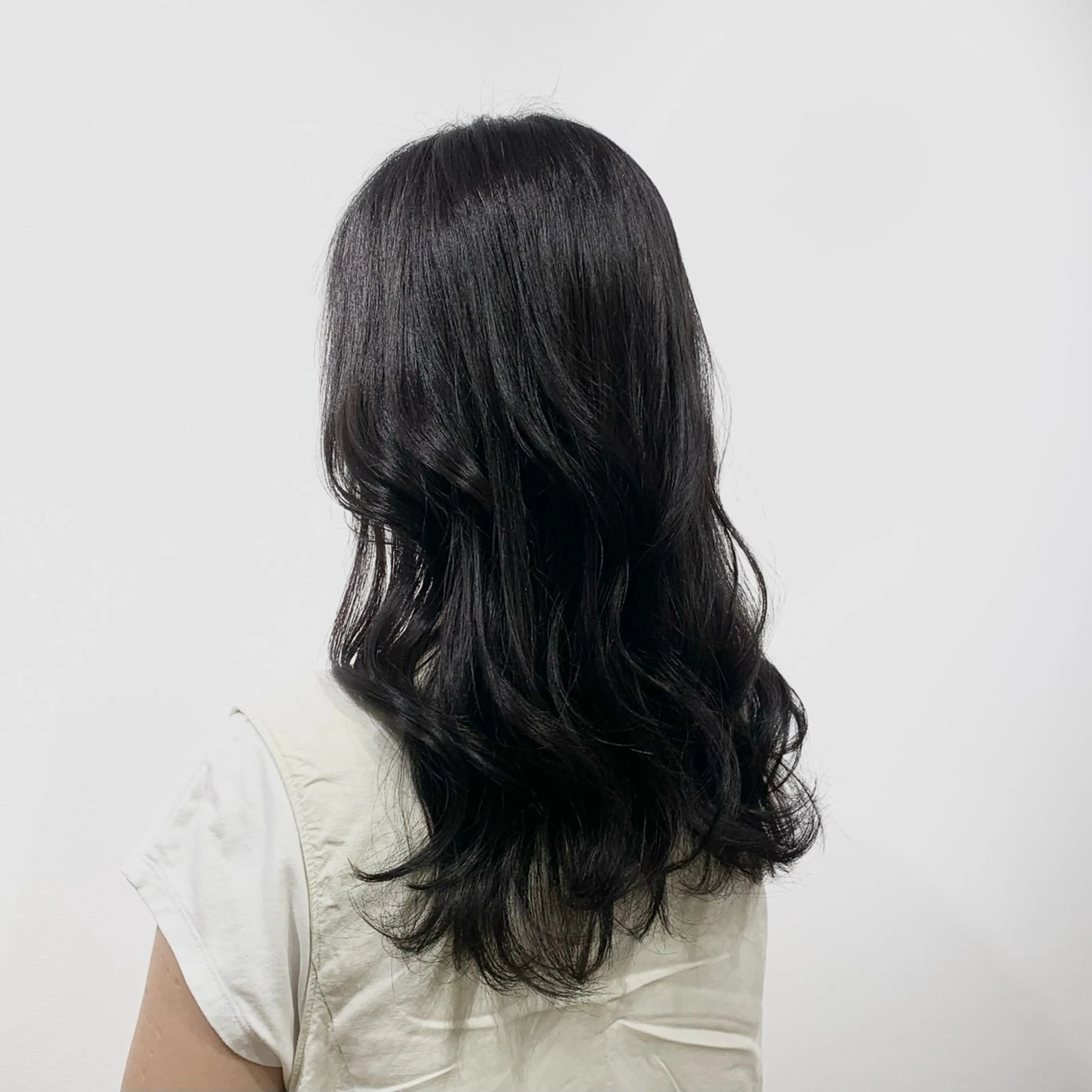 セミロング カラー ヘアアレンジ キヨミ 韓国レイヤーカットのヘアスタイル