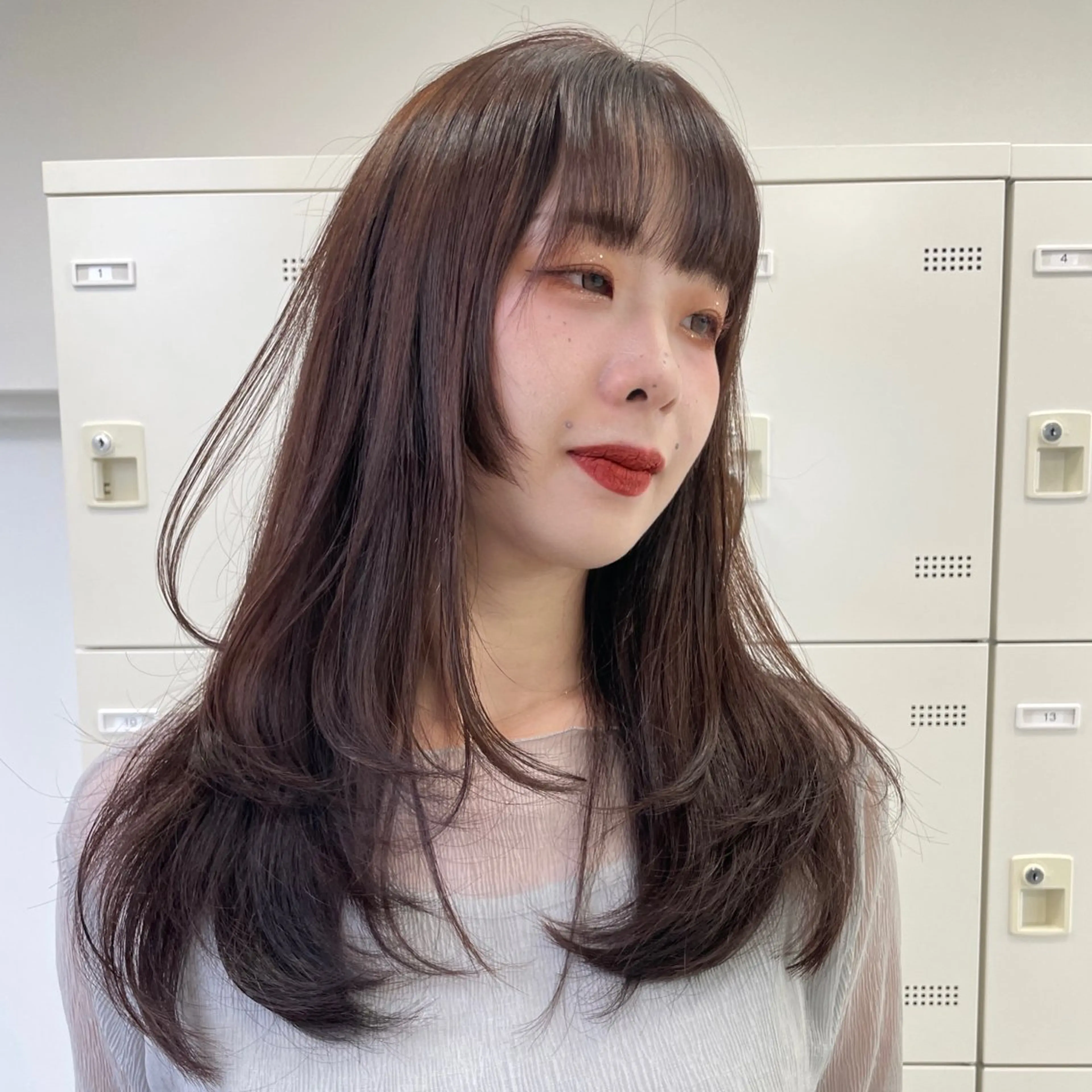 セミロング MOE 福岡韓国ヘア✧︎のヘアスタイル