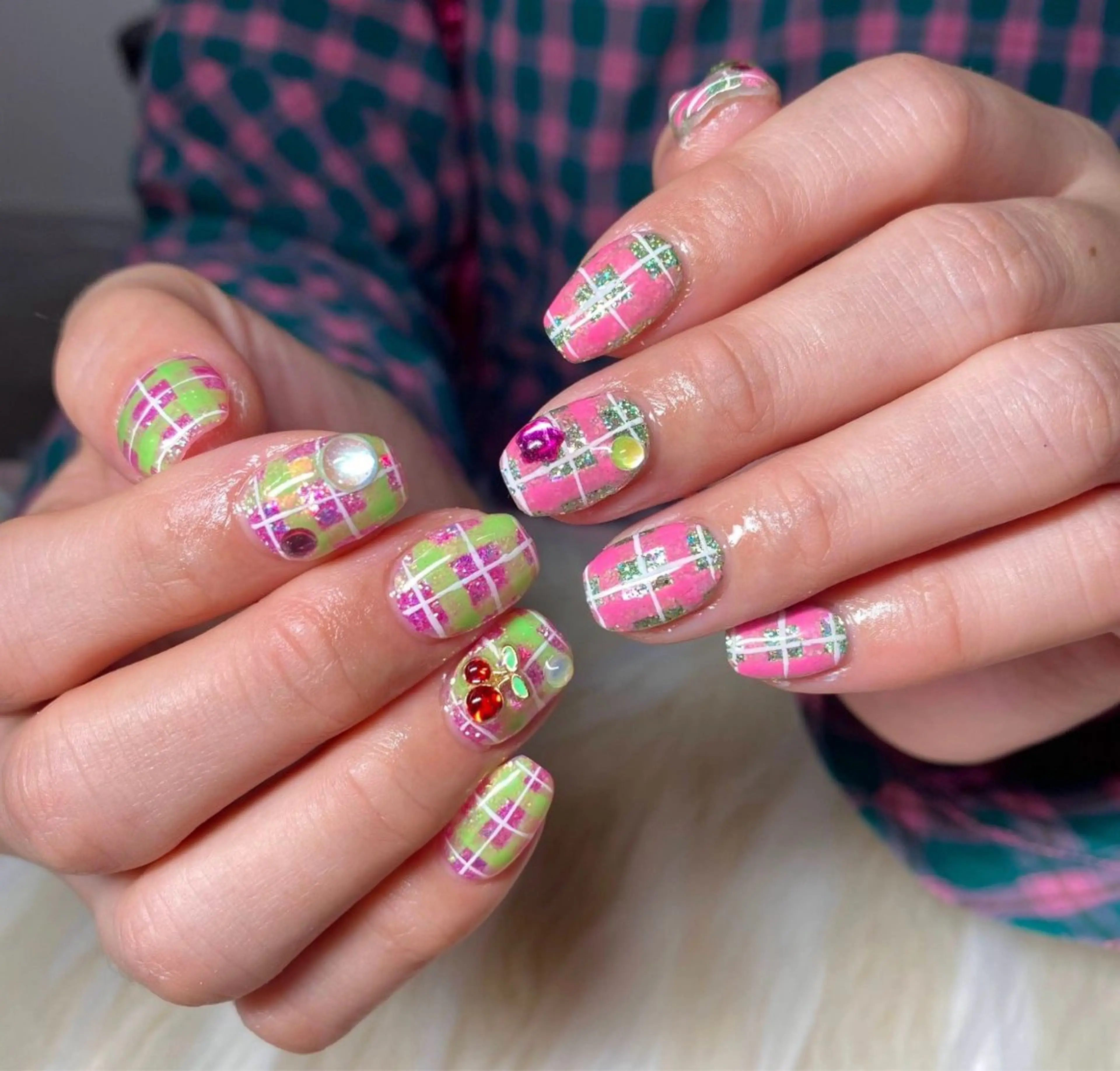 ネイル ボルドー 長さ出し フレンチネイル ジェルネイル グラデーション ハンドネイル Nail&eye Belire 新宿のネイルデザイン