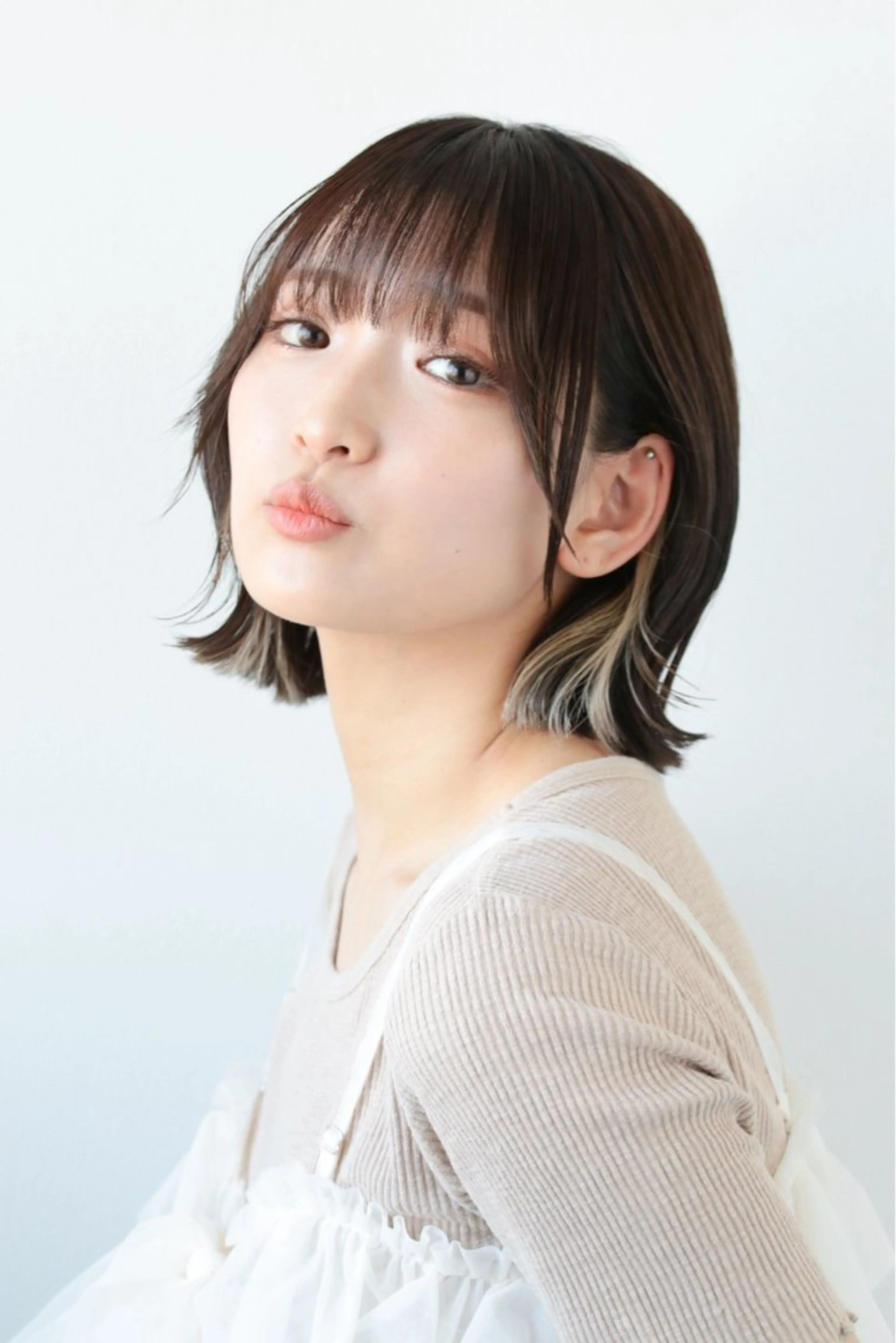 ミディアム カット ヘアカラー トリートメント 💎髪質改善💎艶髪 💎ブリーチ💎津村のヘアスタイル