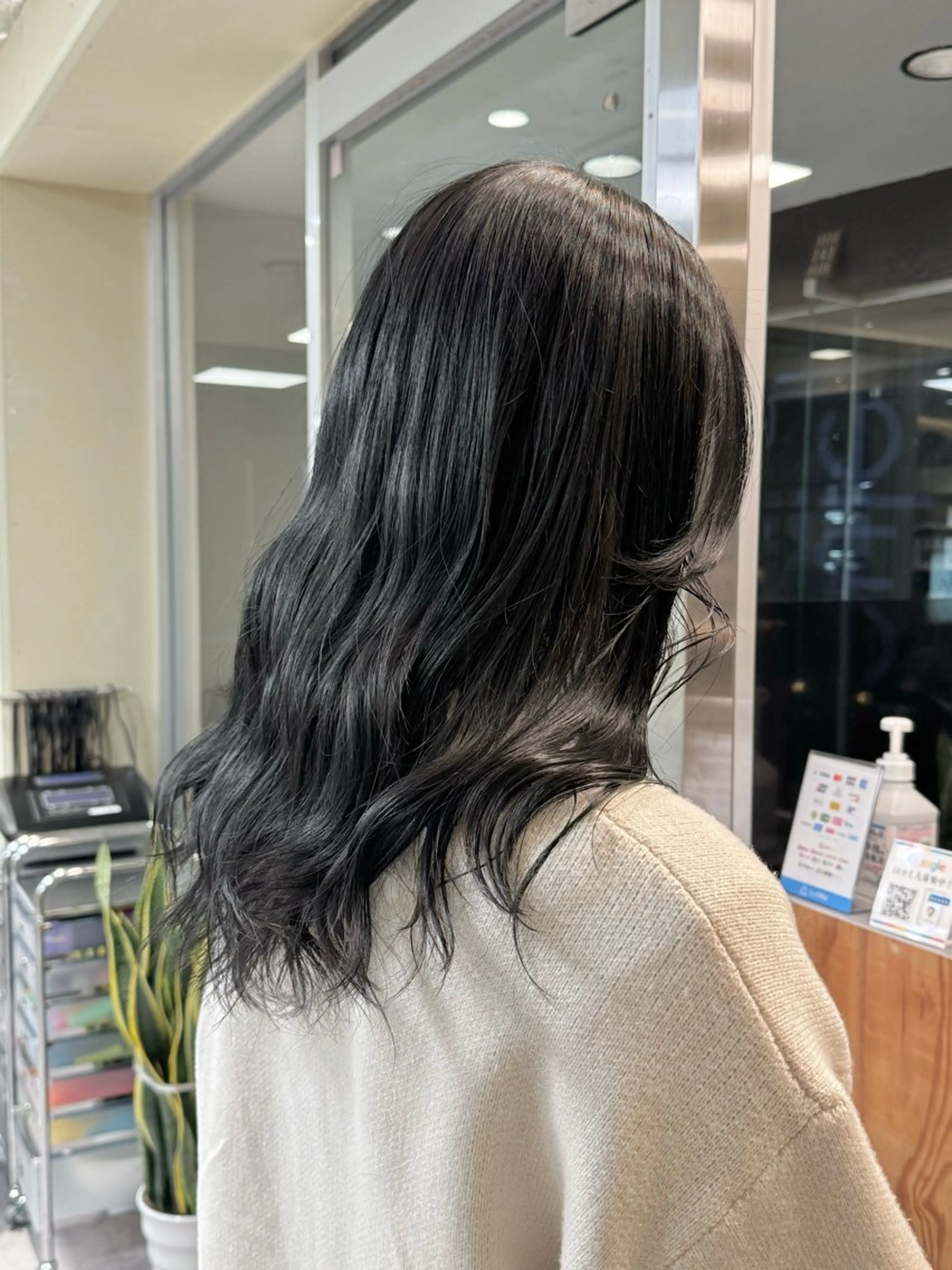 ミディアム カラー 透明感カラー カット ヘアカラー トリートメント ナチュラルに目を惹く デザイン/KOHNOのヘアスタイル